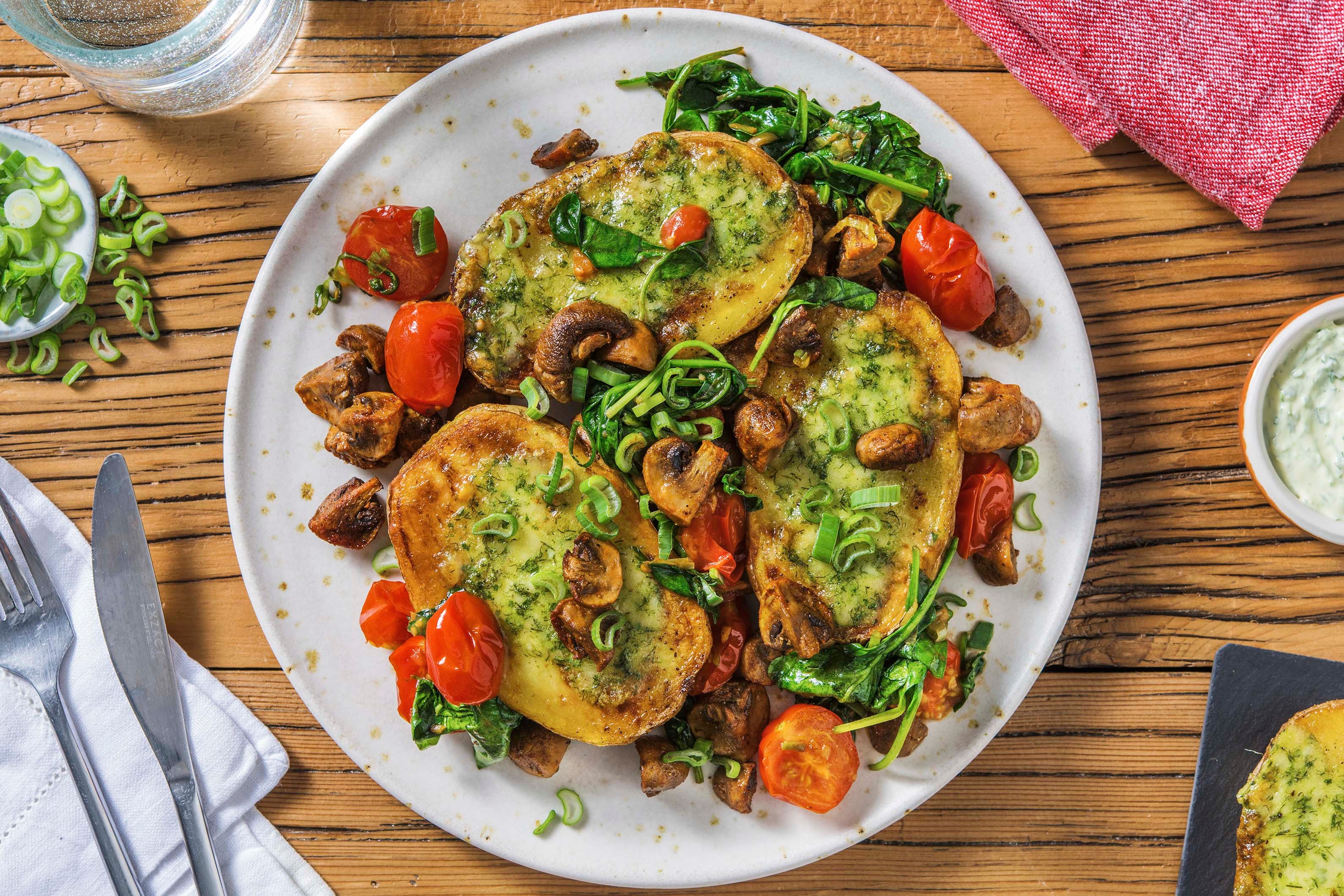 Ofenkartoffel mit Kräuter-Käse-Topping