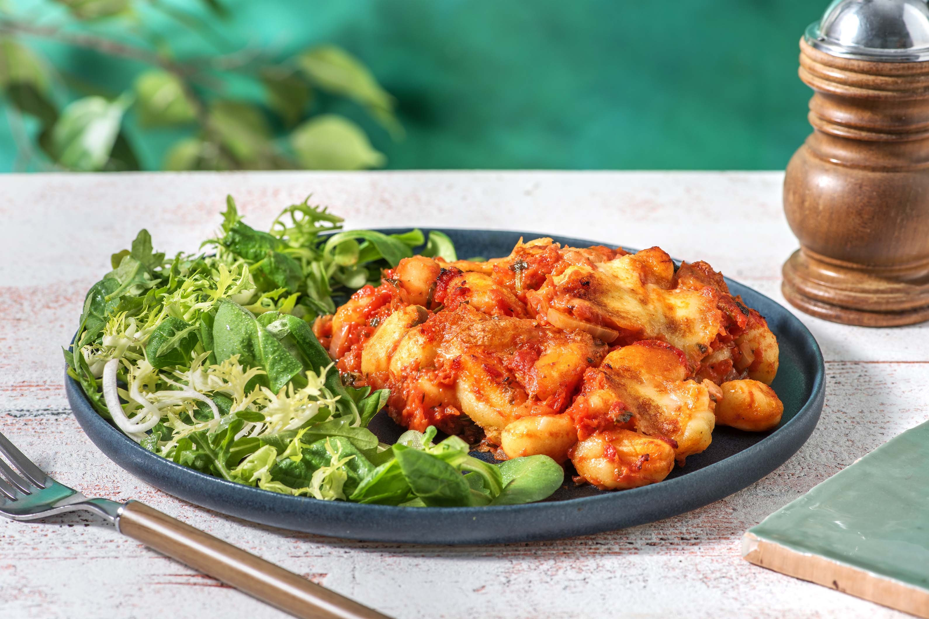 Gnocchi alla sorrentina met frisse salade