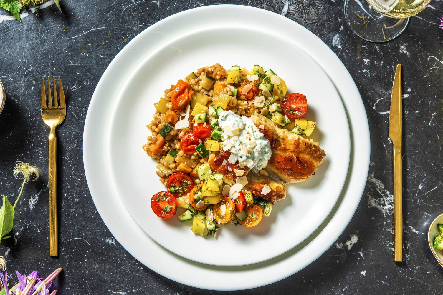 Midden-Oosterse parelcouscous met gekonfijte kippendij