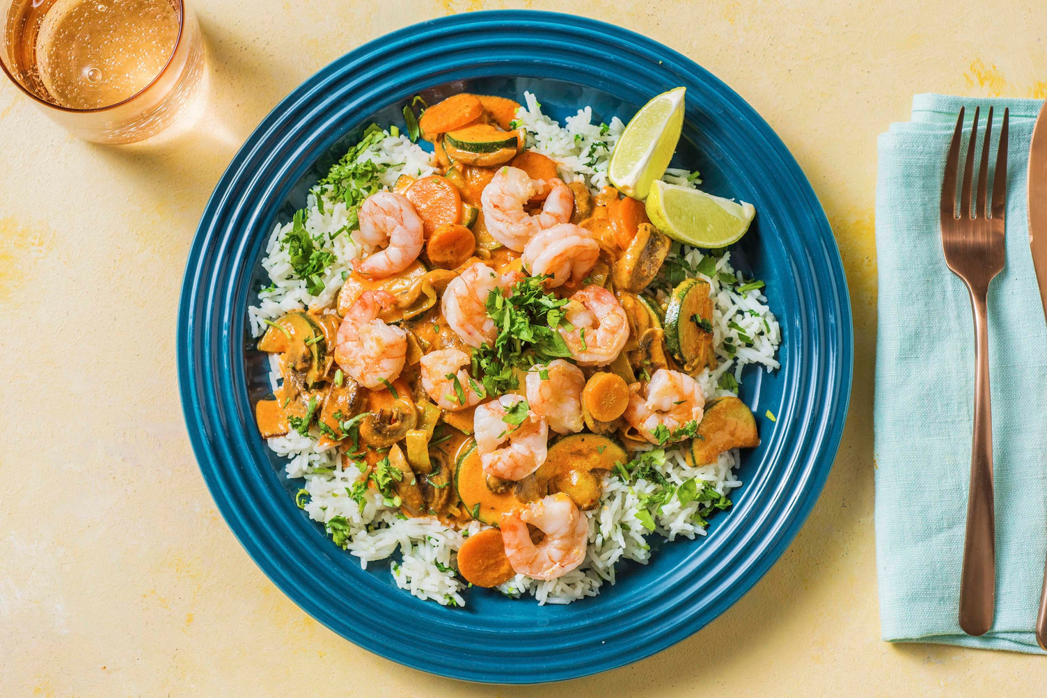 Rotes Thai Curry mit Garnelen