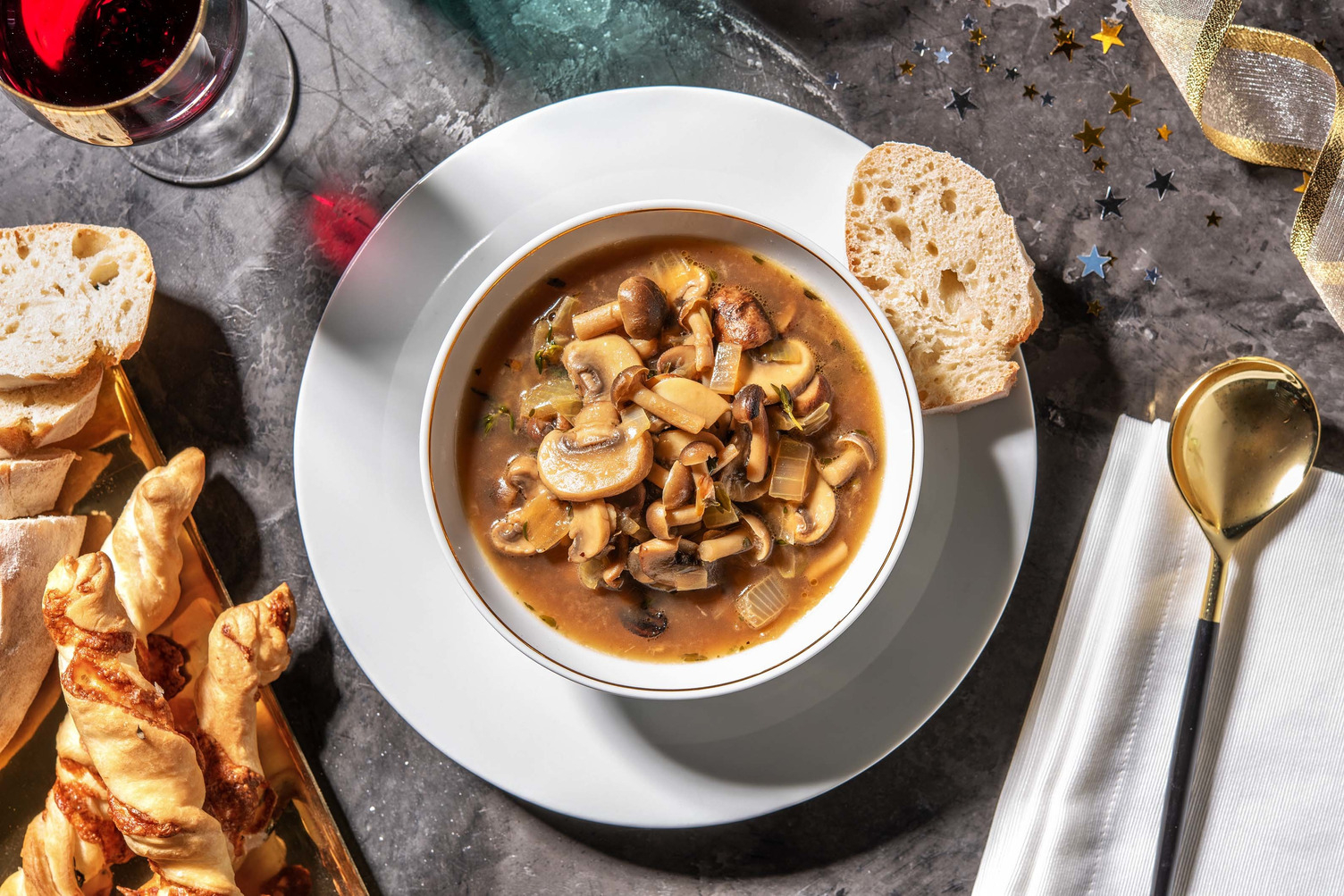 Heldere paddenstoelensoep