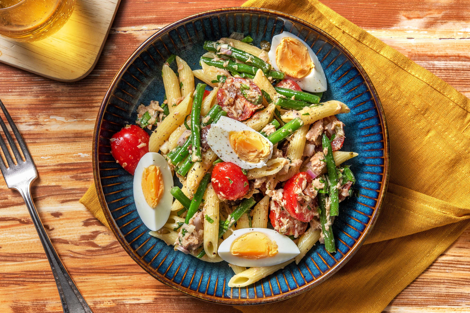 Salade de pâtes à la niçoise aux haricots verts et au thon