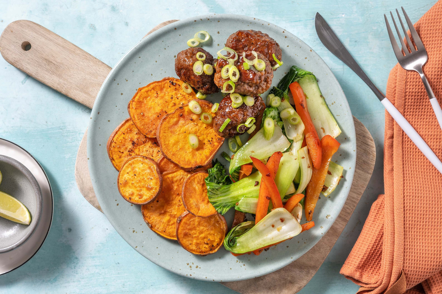 Bio-Rinderhackbällchen „Tsukune-Style“