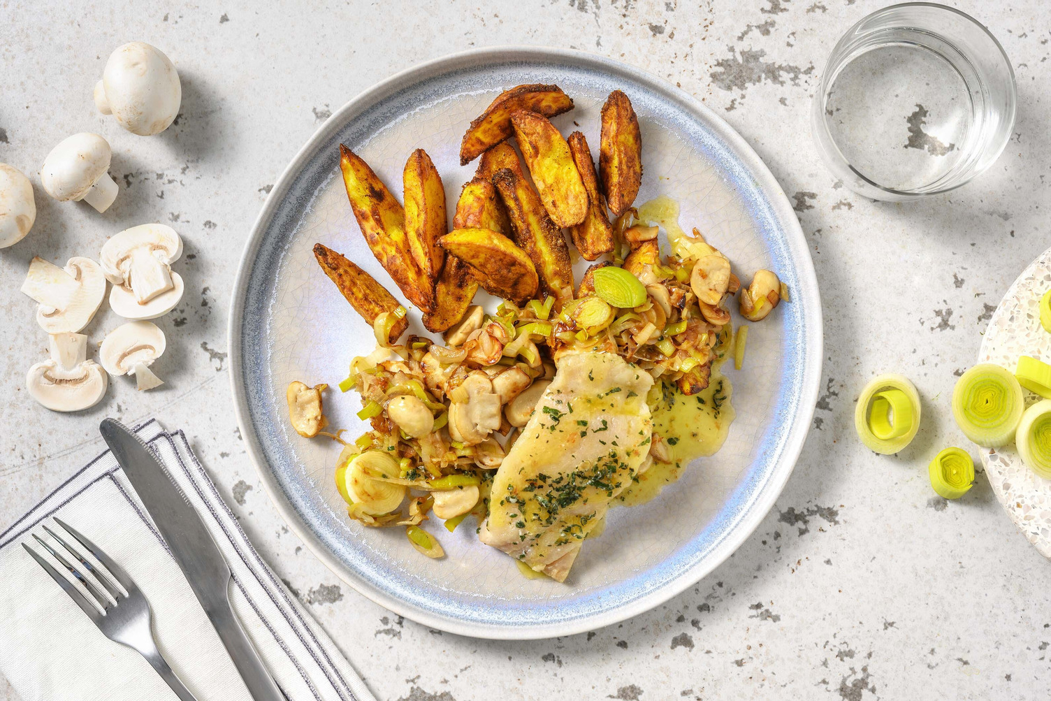 Perche du Nil poêlée et beurre à la sauge maison