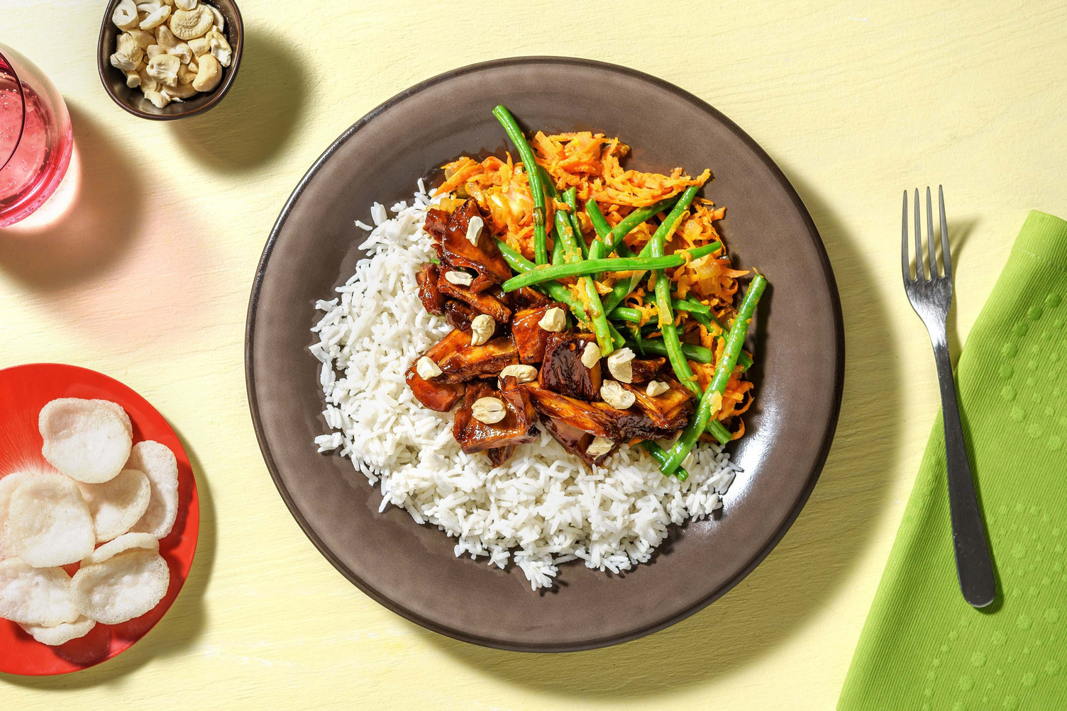 Vegetarische kipstukjes in zoete sojasaus