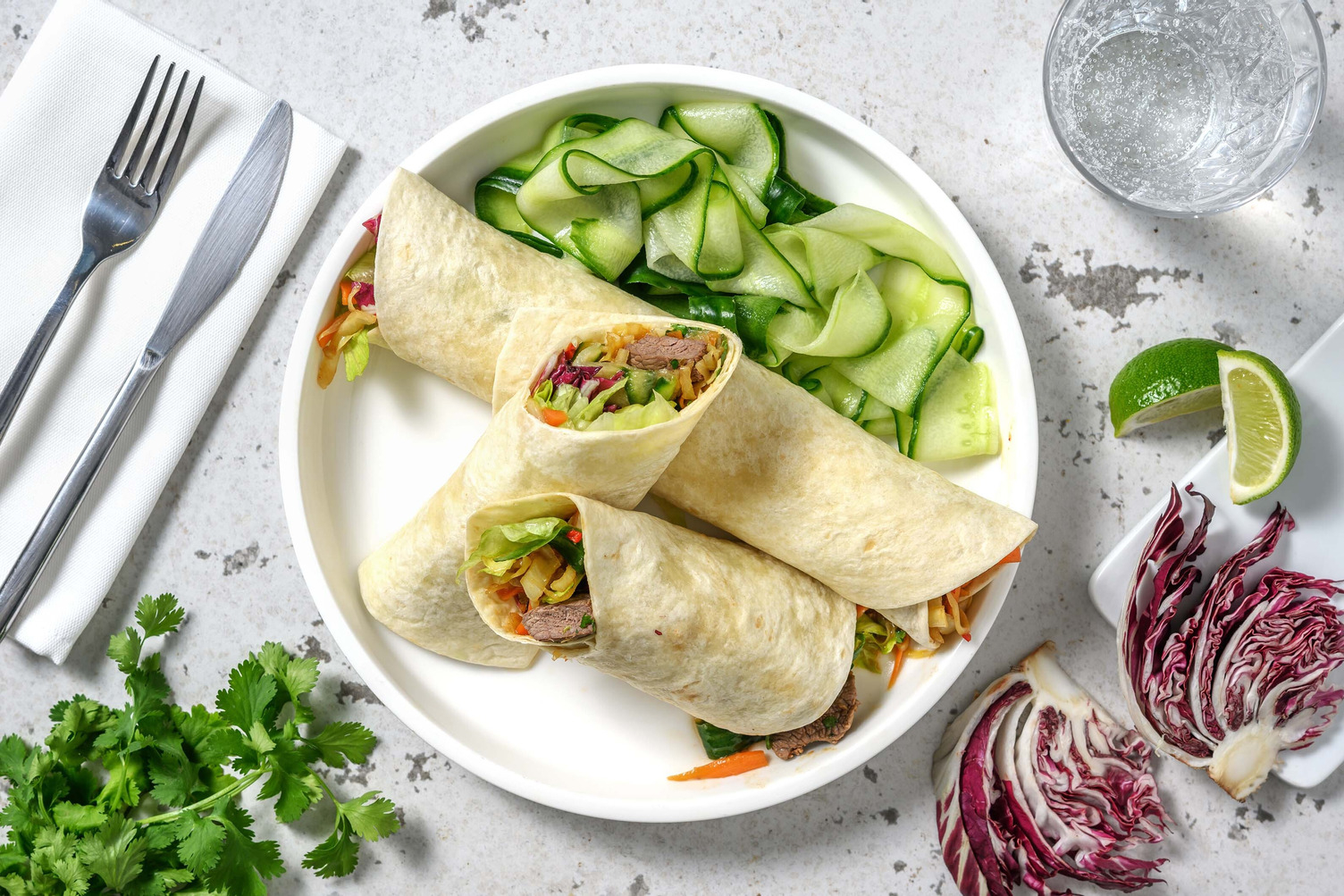 Wraps d'émincés de bœuf marinés à l'asiatique