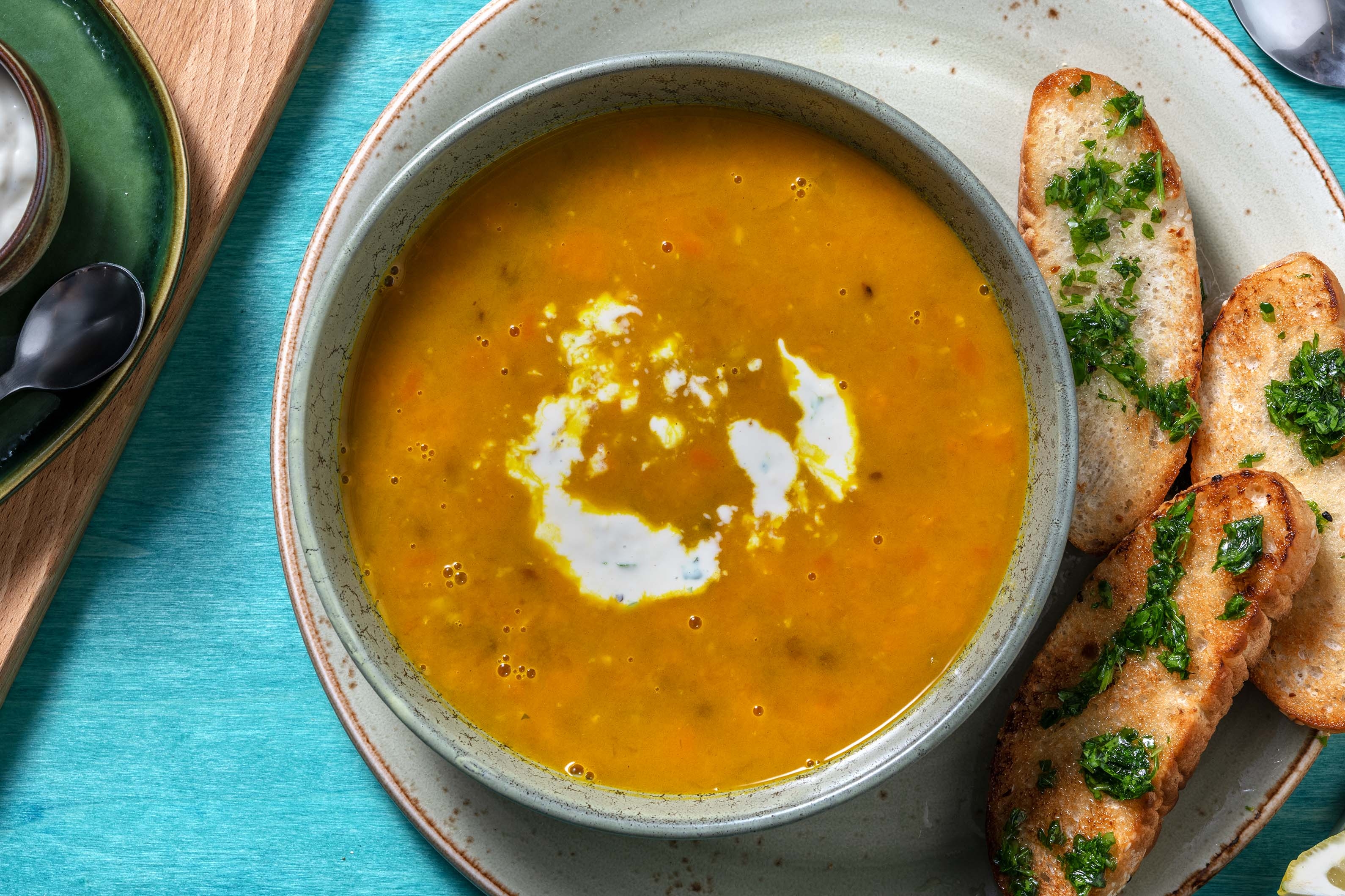 Curry-Linsensuppe mit Süßkartoffel