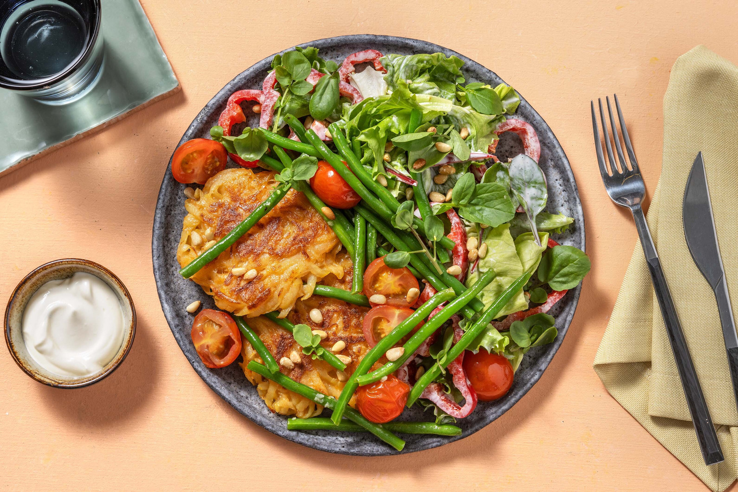 Rösti mit Buschbohnen und Schmelztomaten