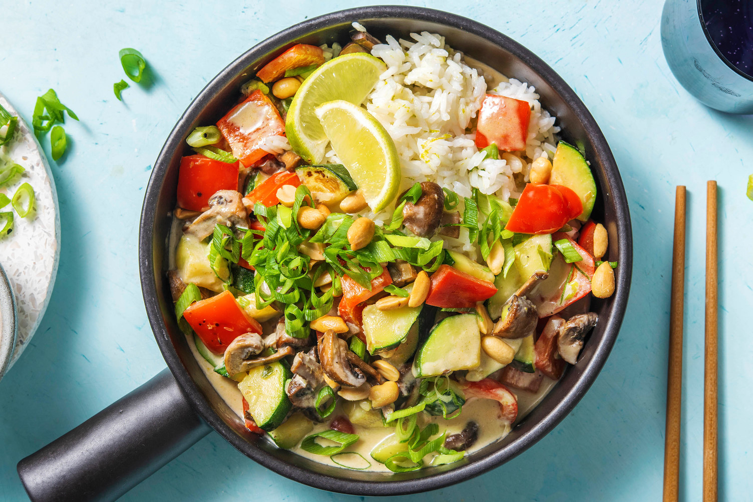 Scharfes grünes Gemüsecurry mit Zucchini