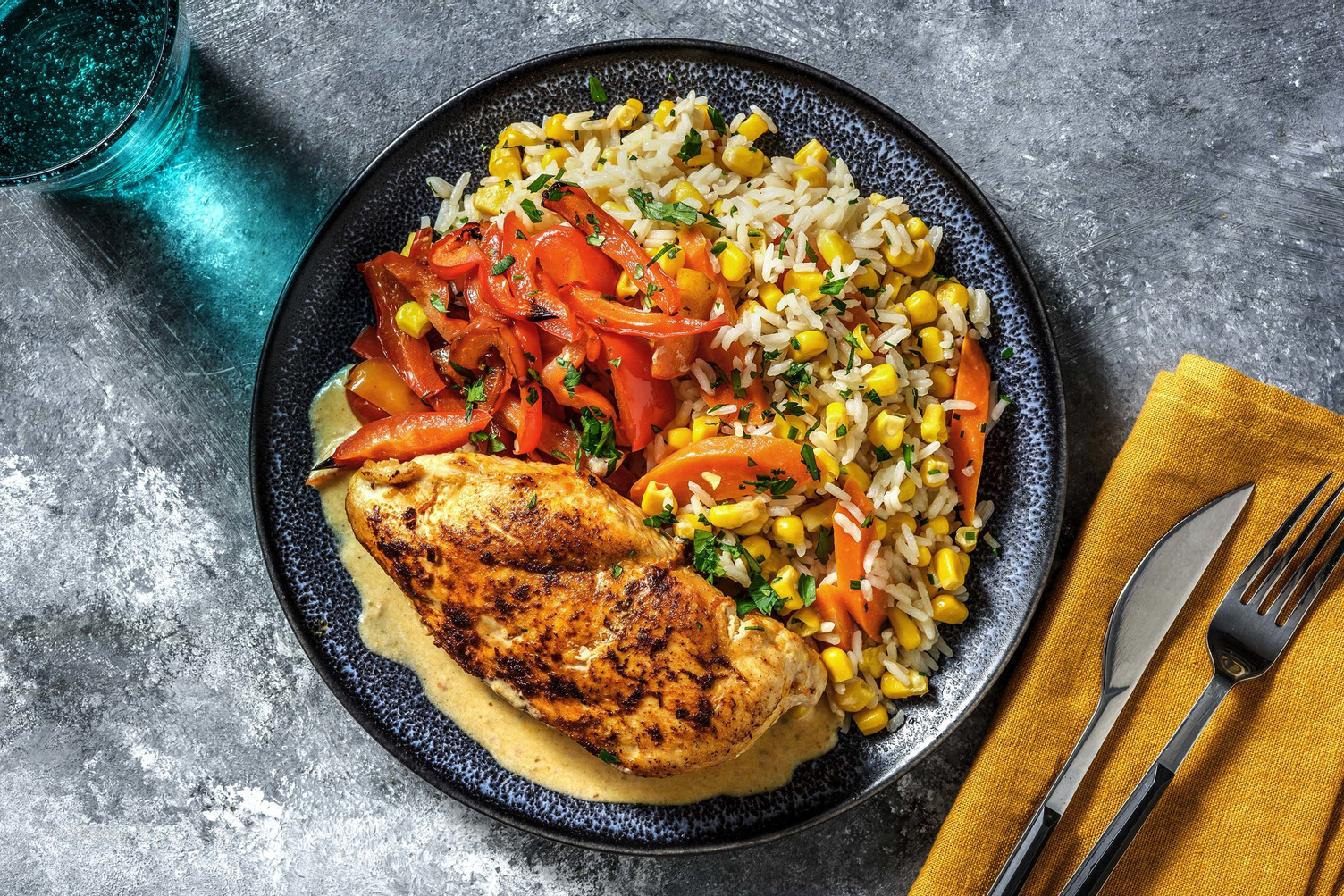 Bunter Reis mit Hähnchen