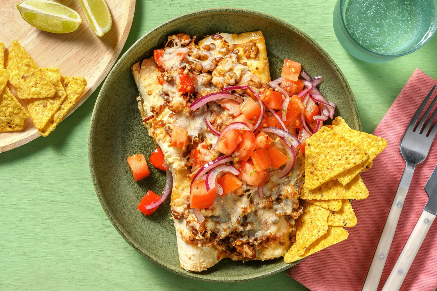 Kruidige enchilada's met gehakt en linzen