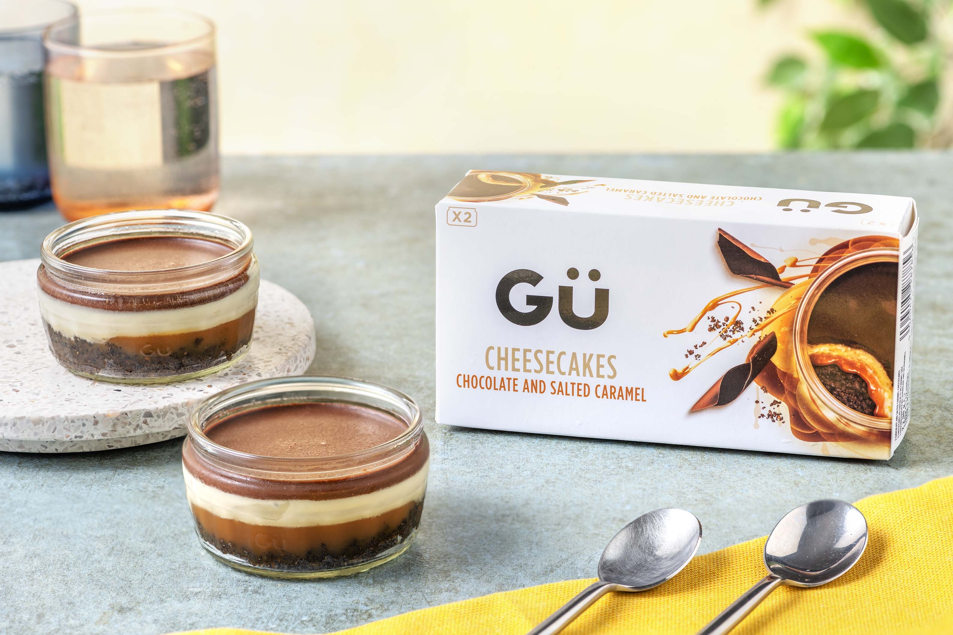 GÜ - Cheesecake met gezouten karamel en chocolade als extra
