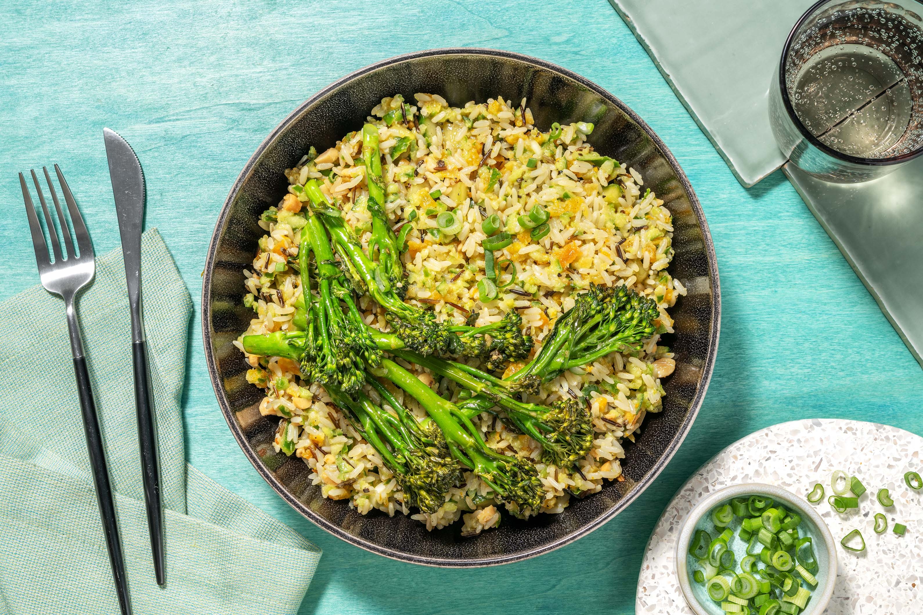 Orangen-Wildreis-Salat mit Brokkolini