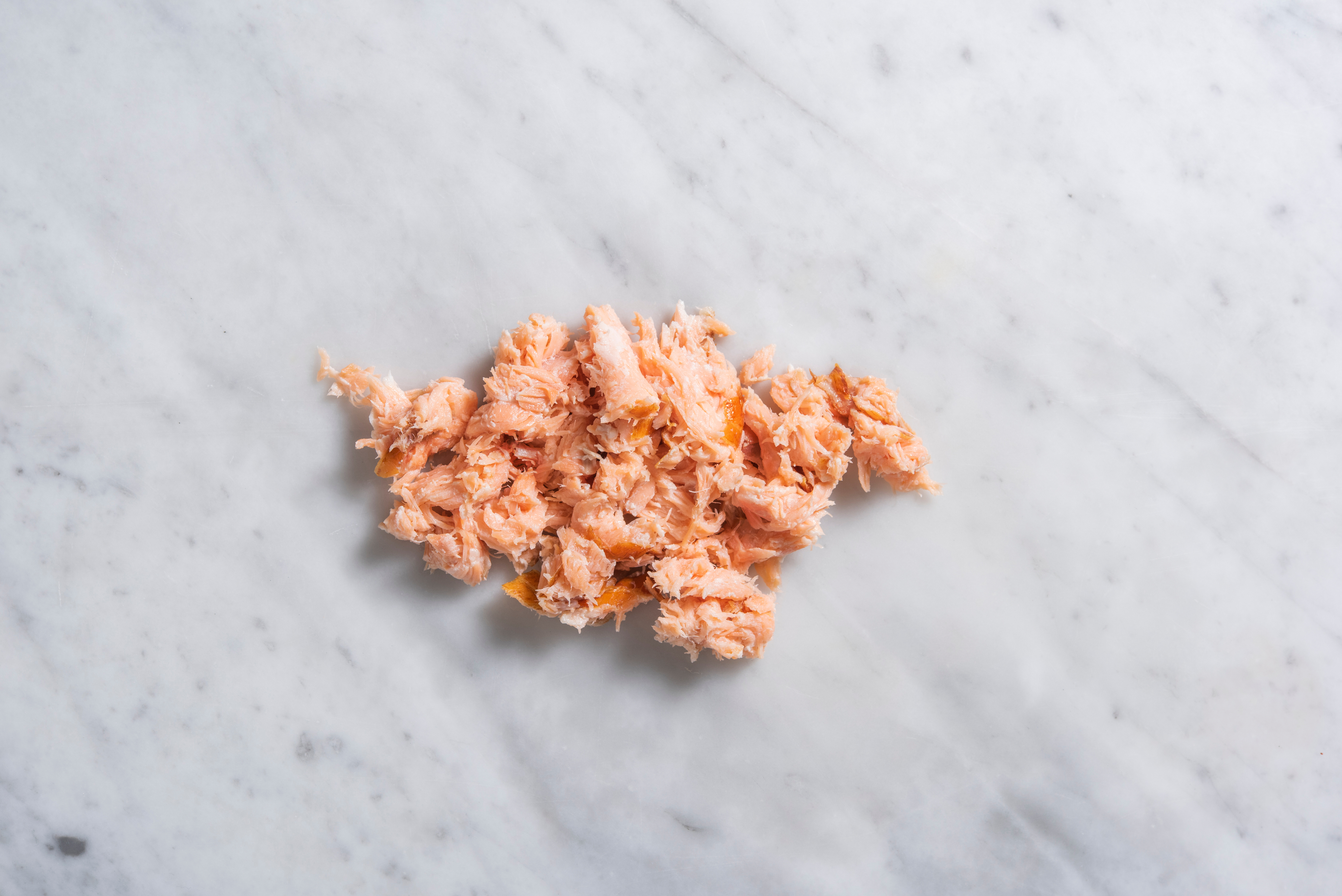 Warmgerookte zalmsnippers als extra