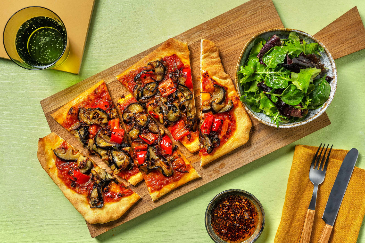 Flammkuchen mit Aubergine 