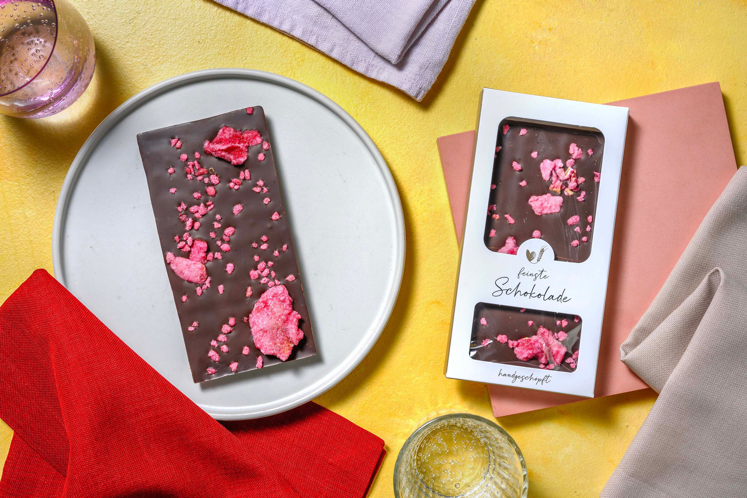 Weiße Trinkschokolade mit Himbeeren