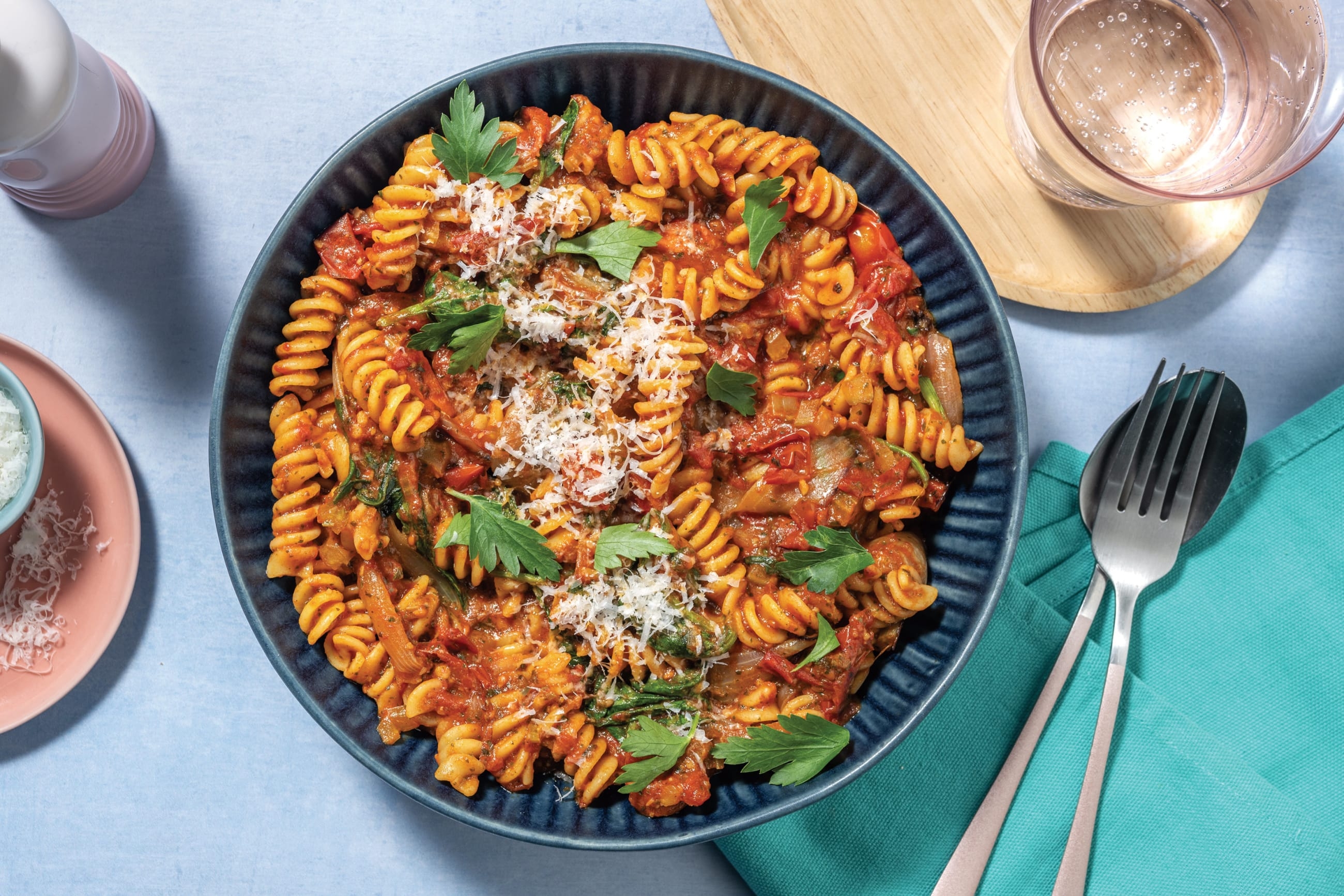 Plant-Based Pesto, Veggie & Tomato Fusilli