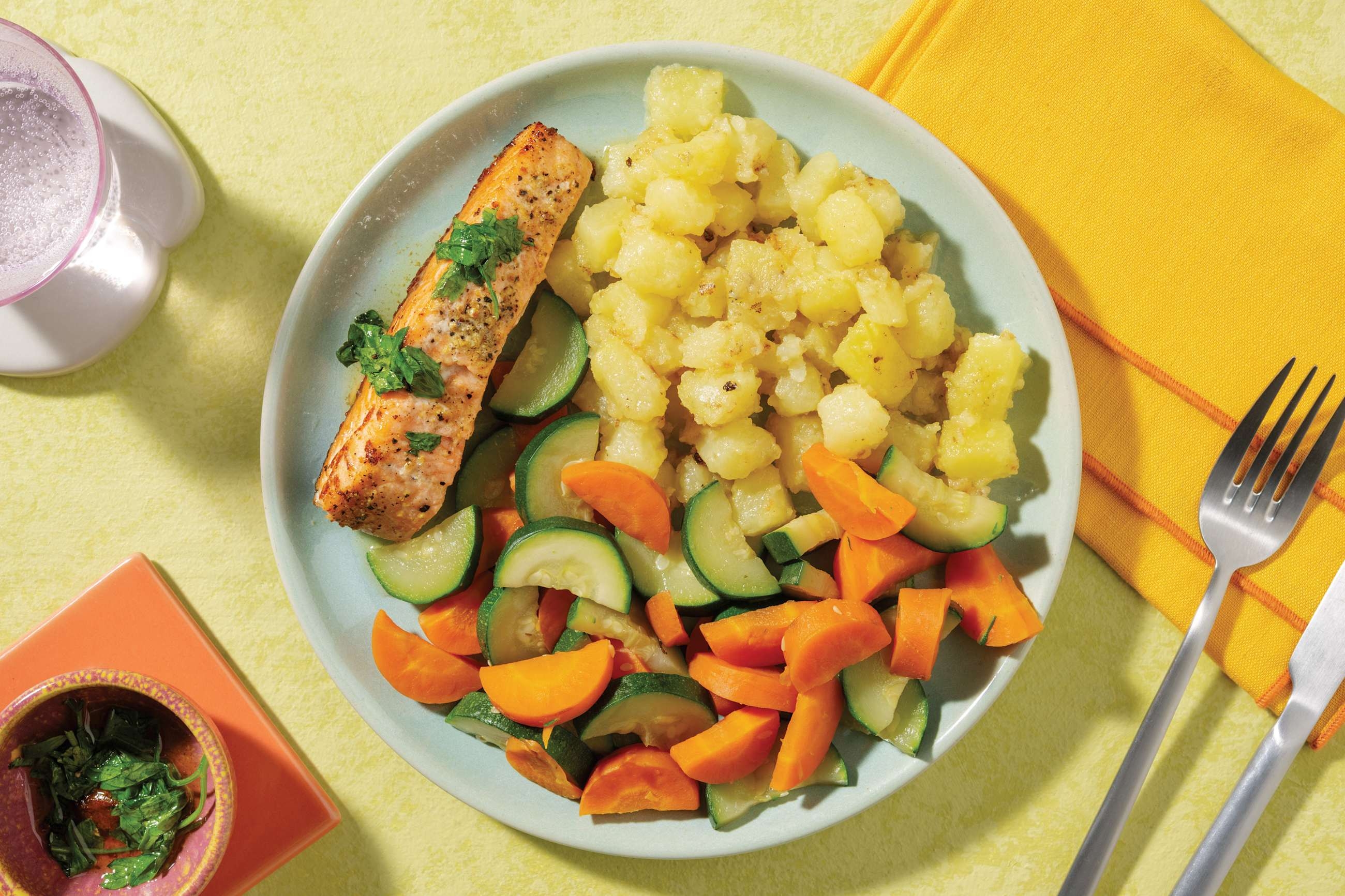 Lemon Pepper Salmon & Dill-Butter Sauce