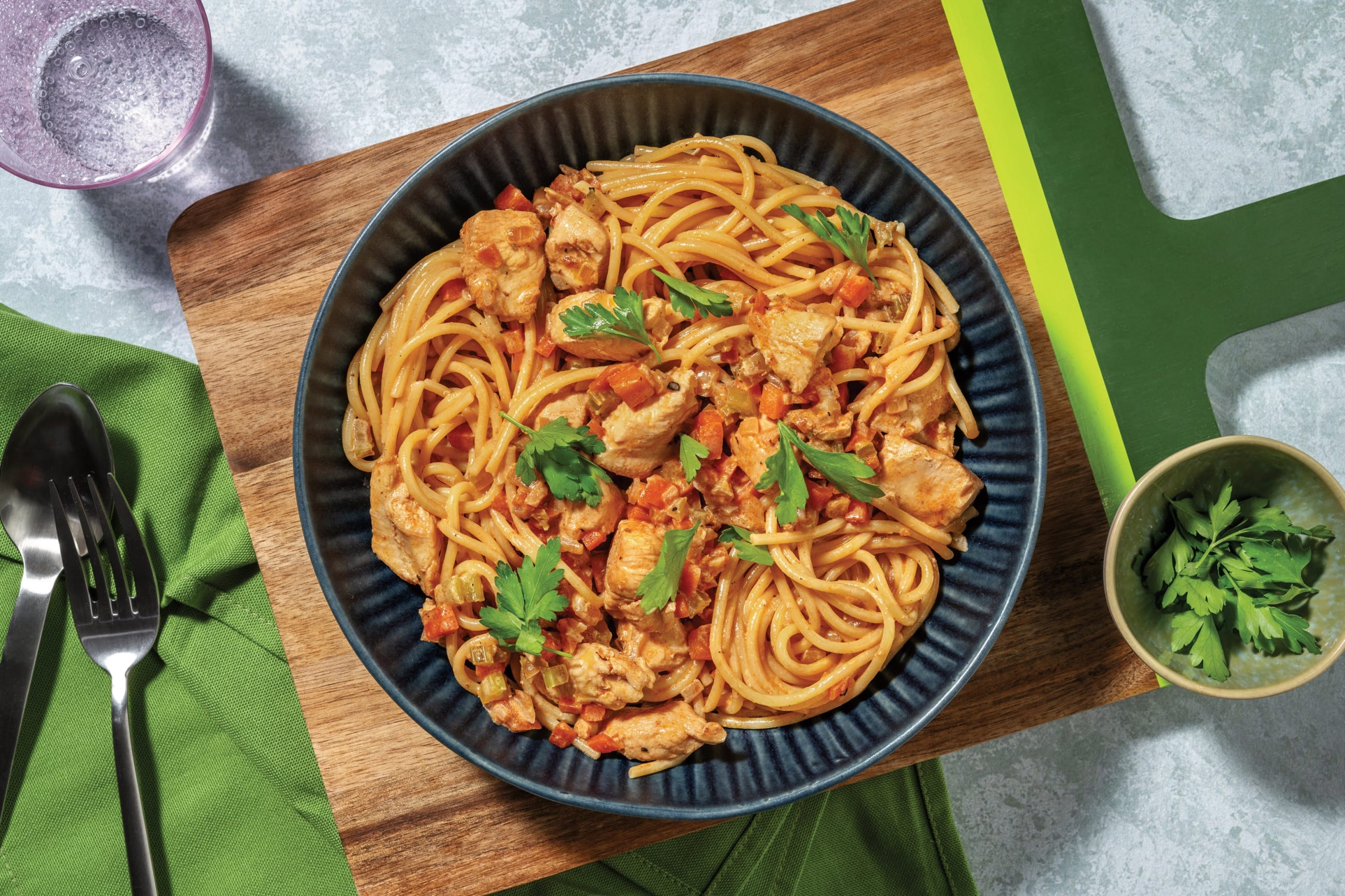 Quick Creamy Chicken, Chorizo & Tomato Fettuccine