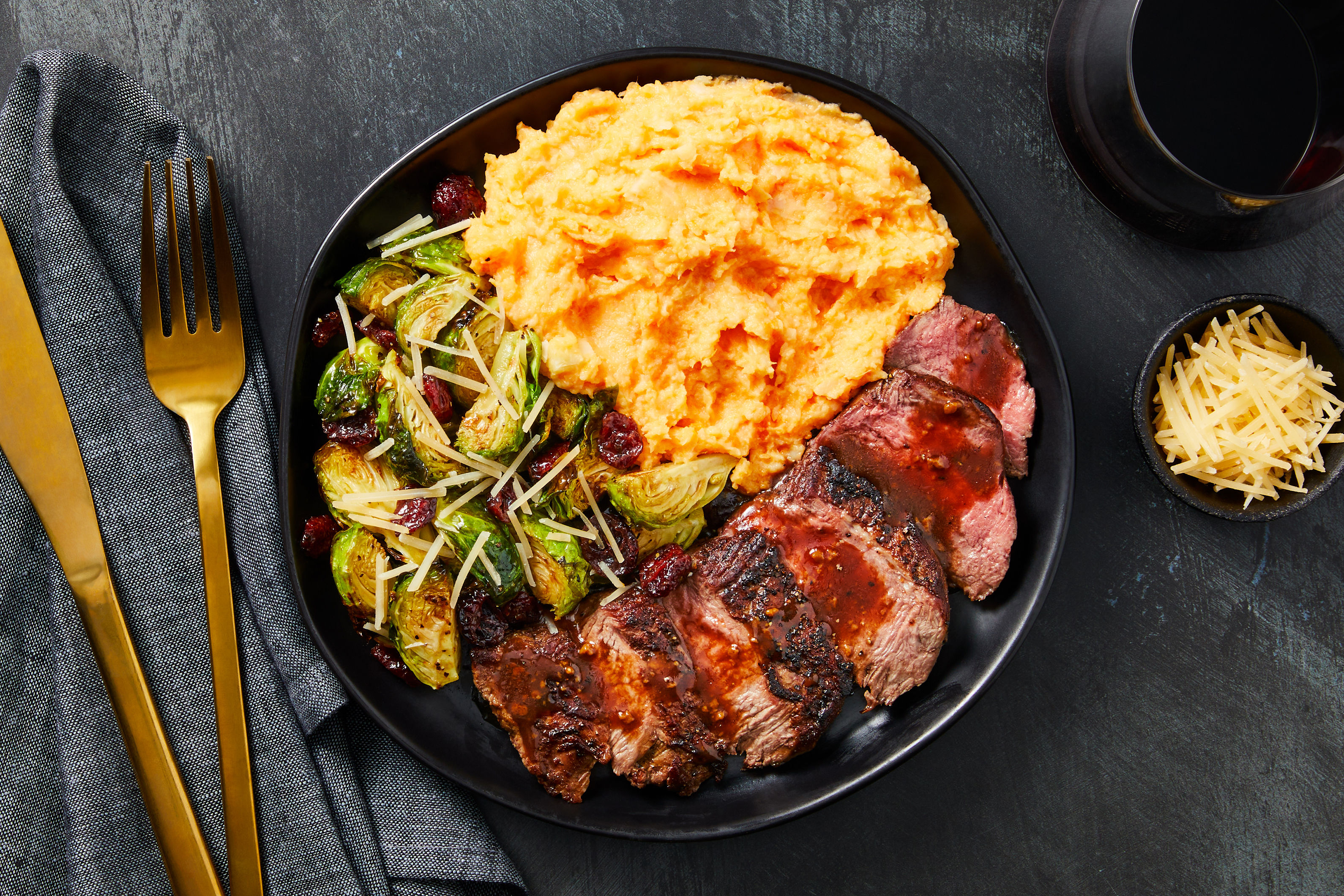 Garlic Steak With Cranberry Pan Sauce