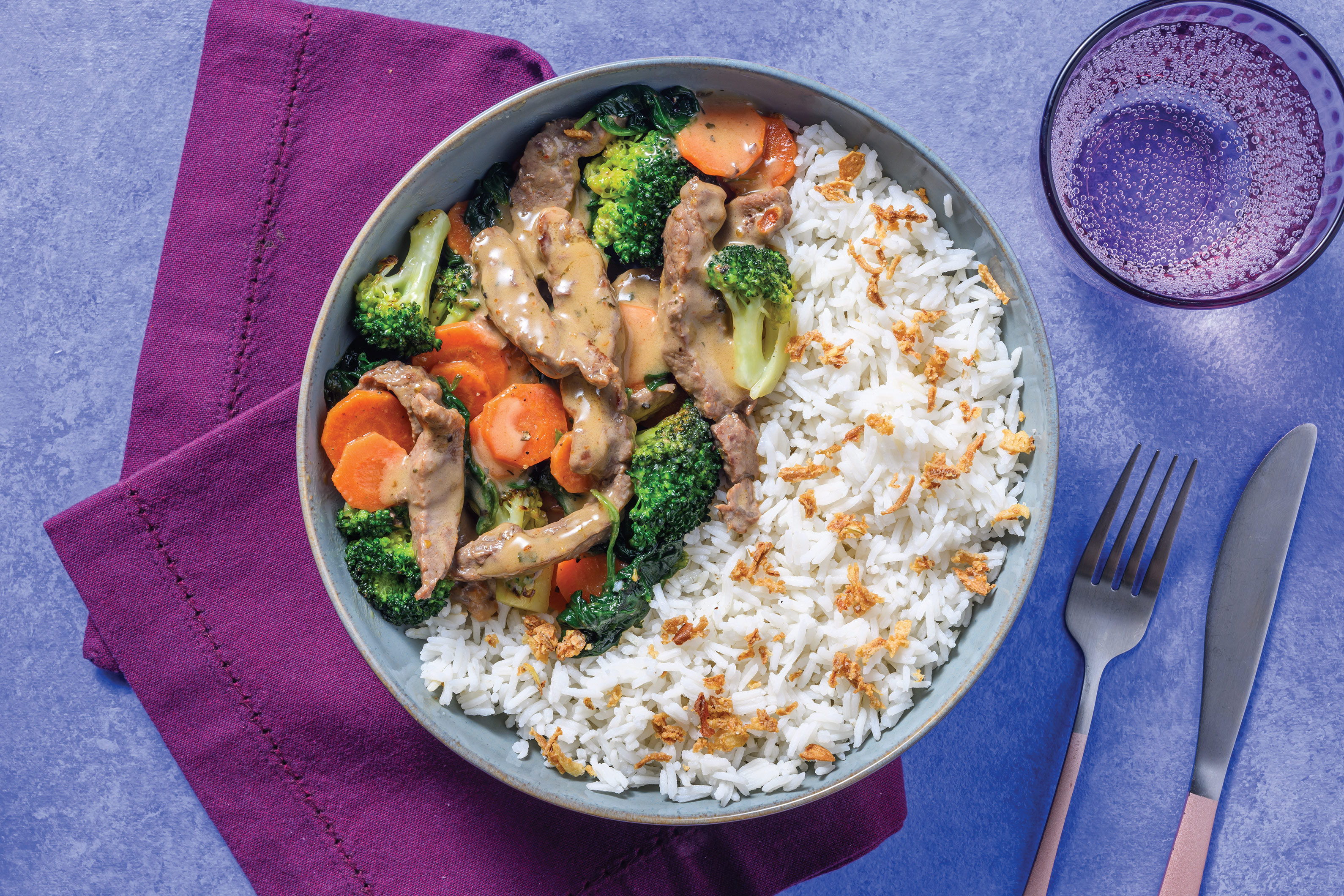 Mild Coconut Satay Beef & Garlic Veggies