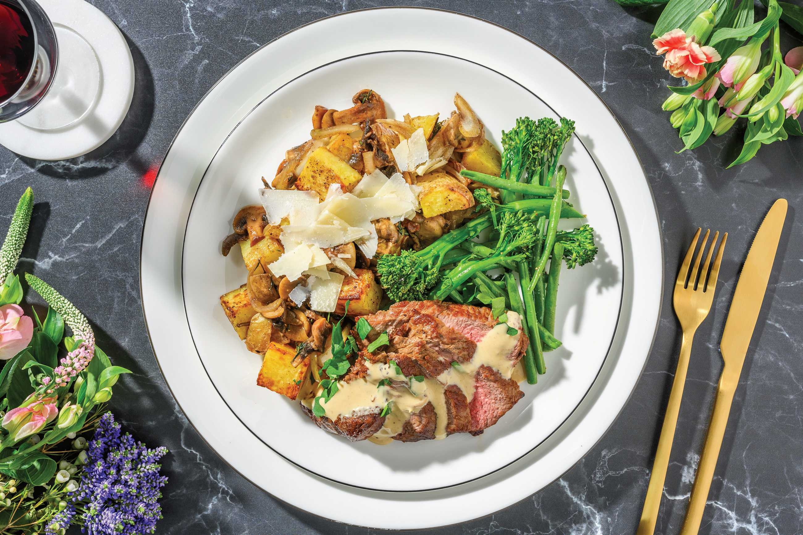 Premium Beef Sirloin & Creamy Parmesan Sauce