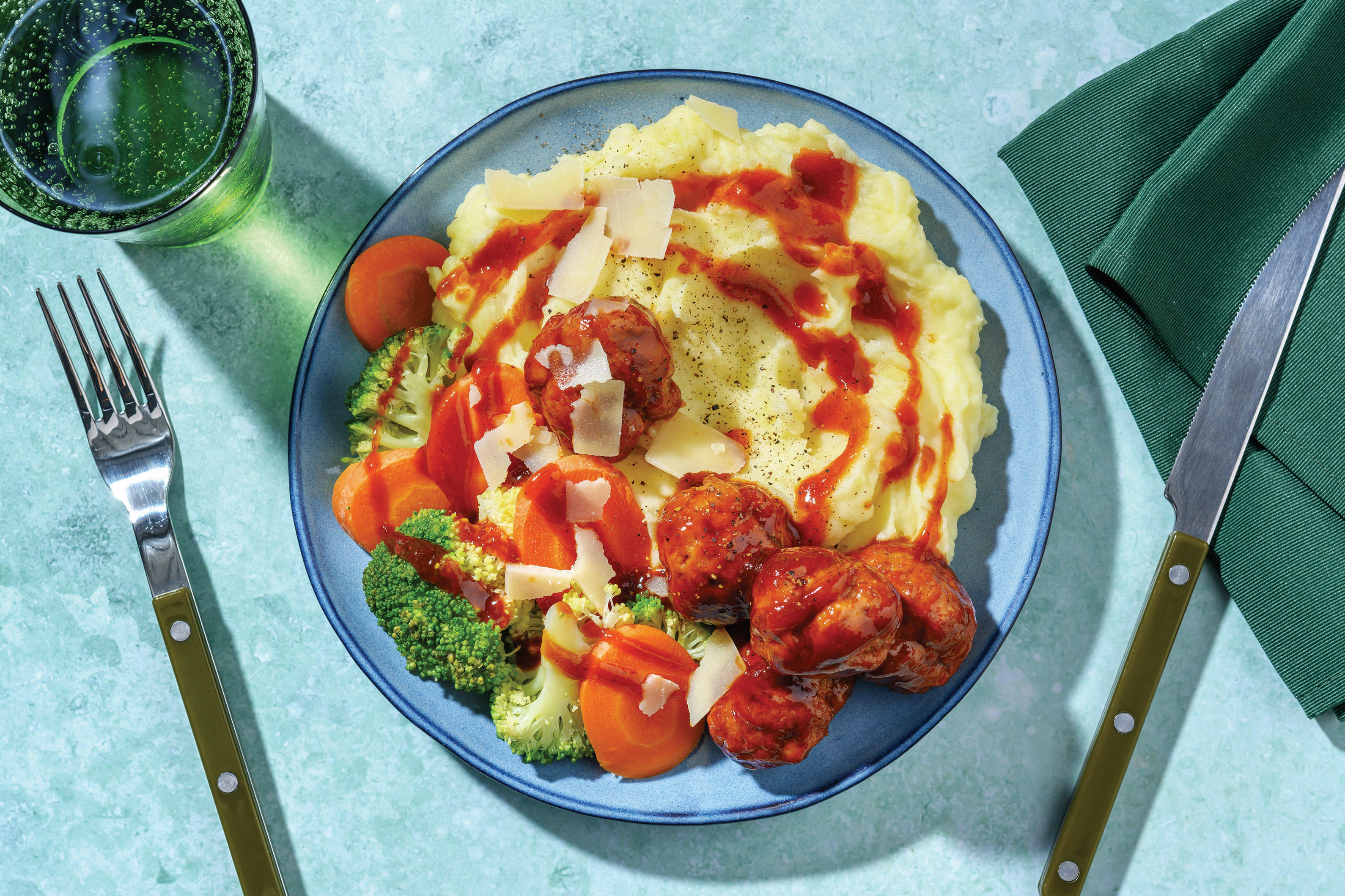 Quick Paprika Beef Meatballs & Potato Mash 