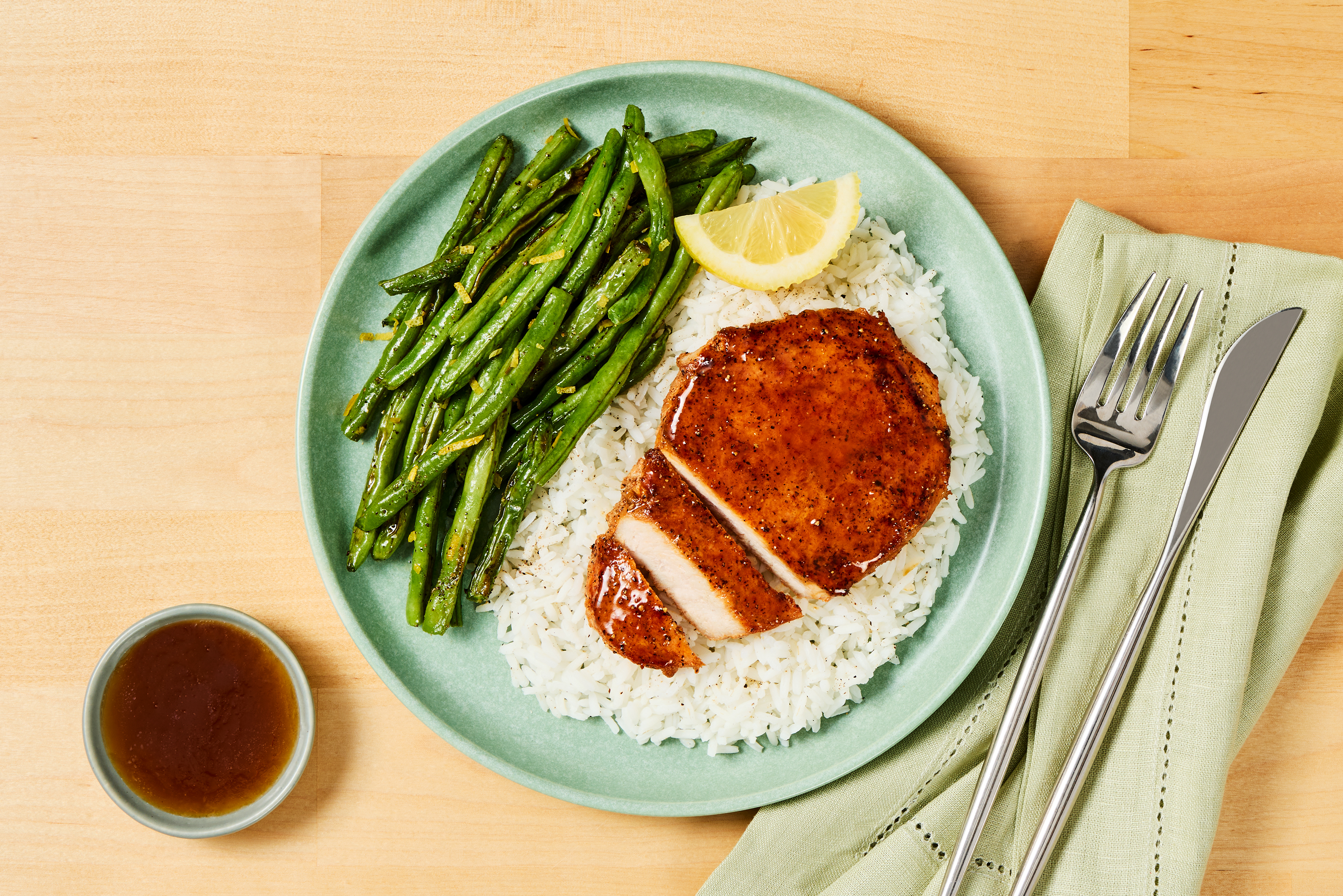 W46 R146 Peachy Keen BBQ-Rubbed Pork Chops