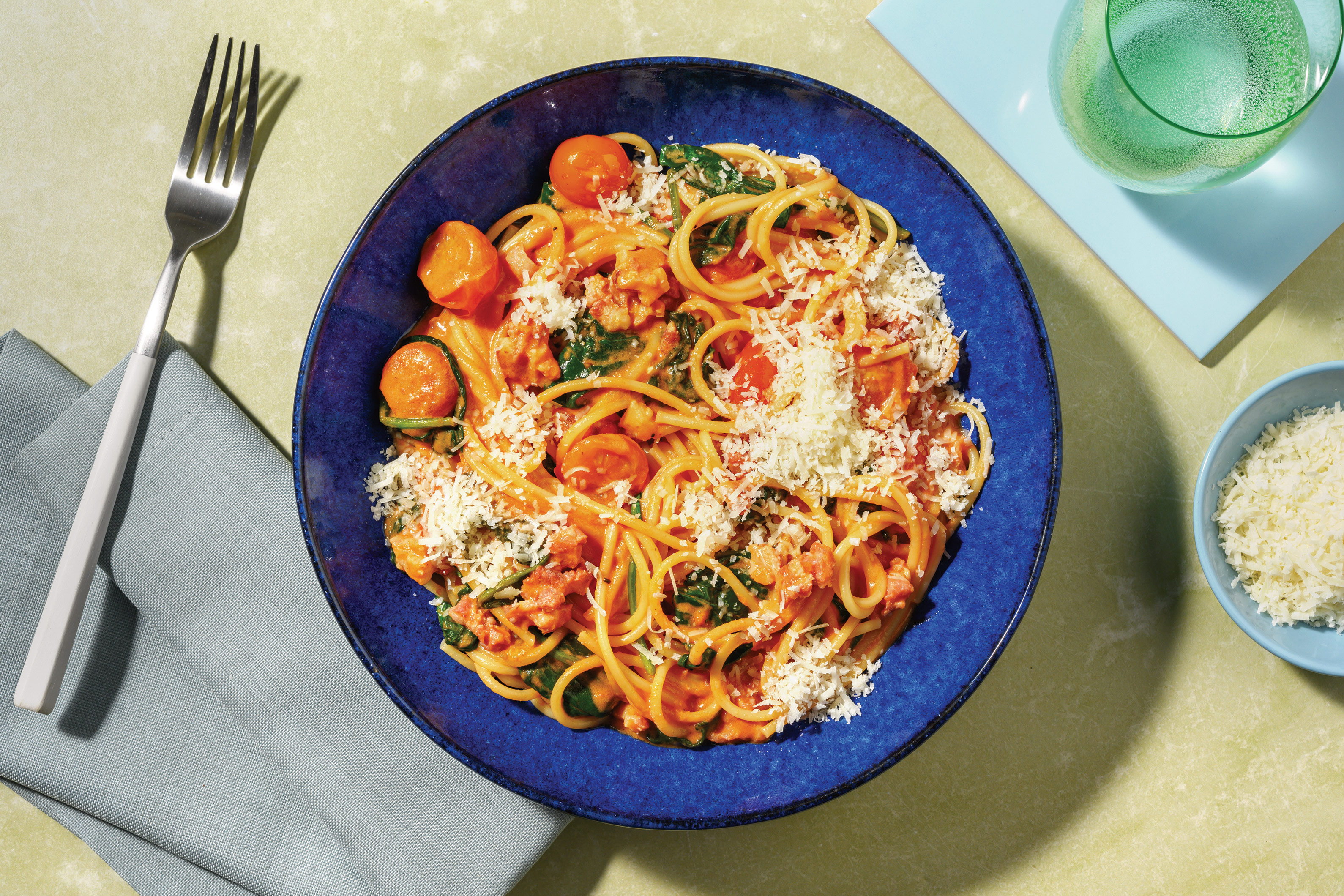 Creamy Beef-Bacon & Cherry Tomato Spaghetti