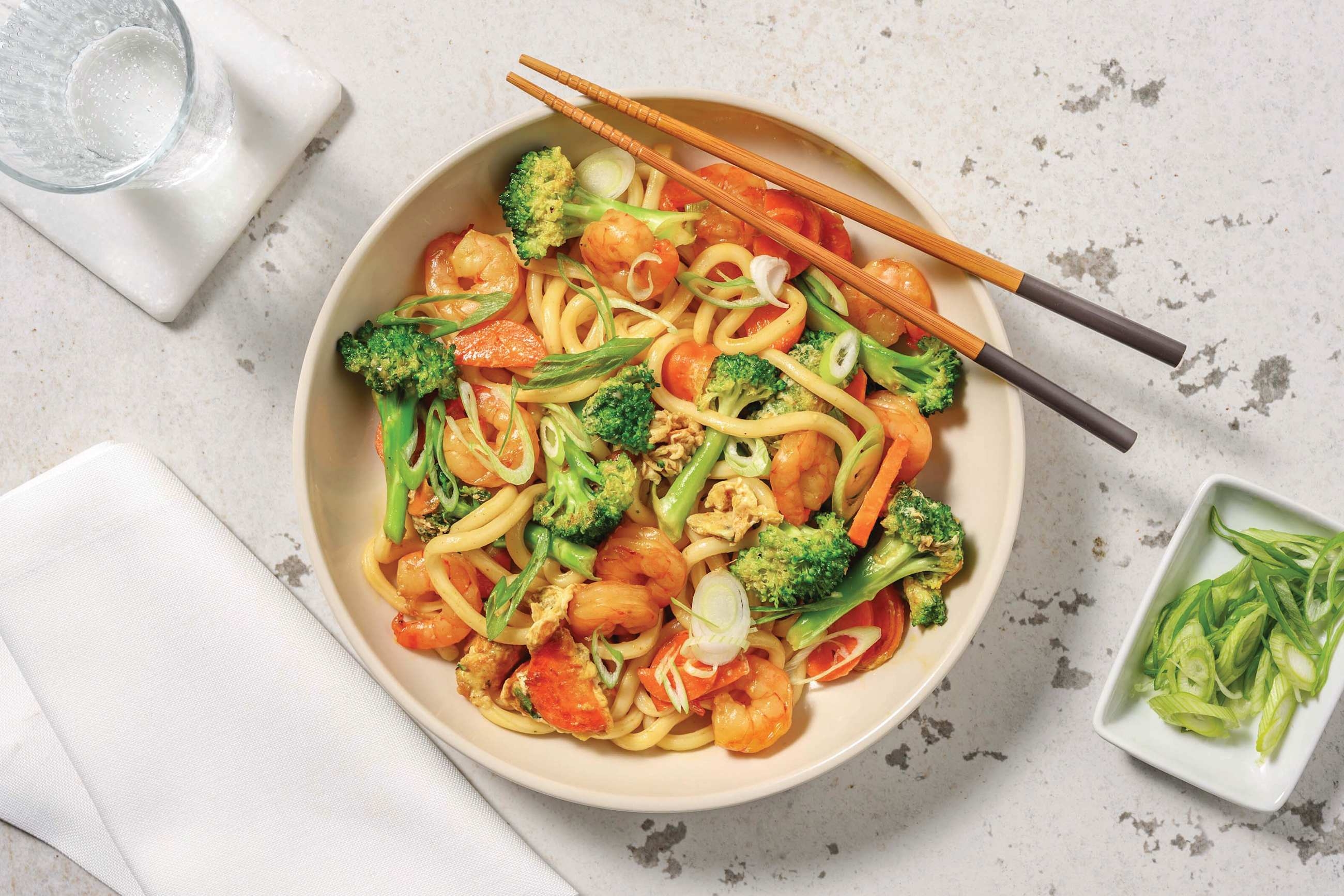 Umami Asian-Style Prawn & Chicken Udon Noodles