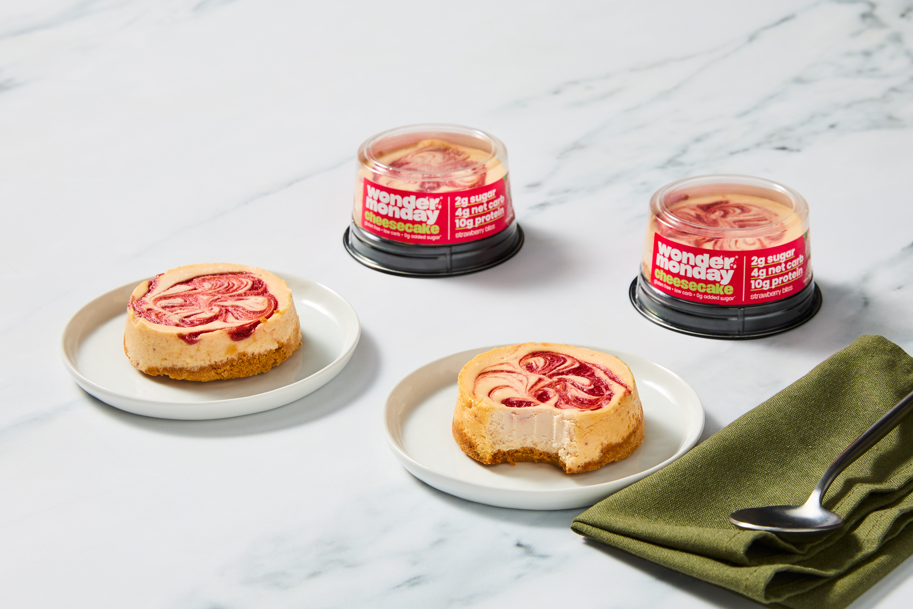 Wonder Monday Strawberry Bliss Cheesecake