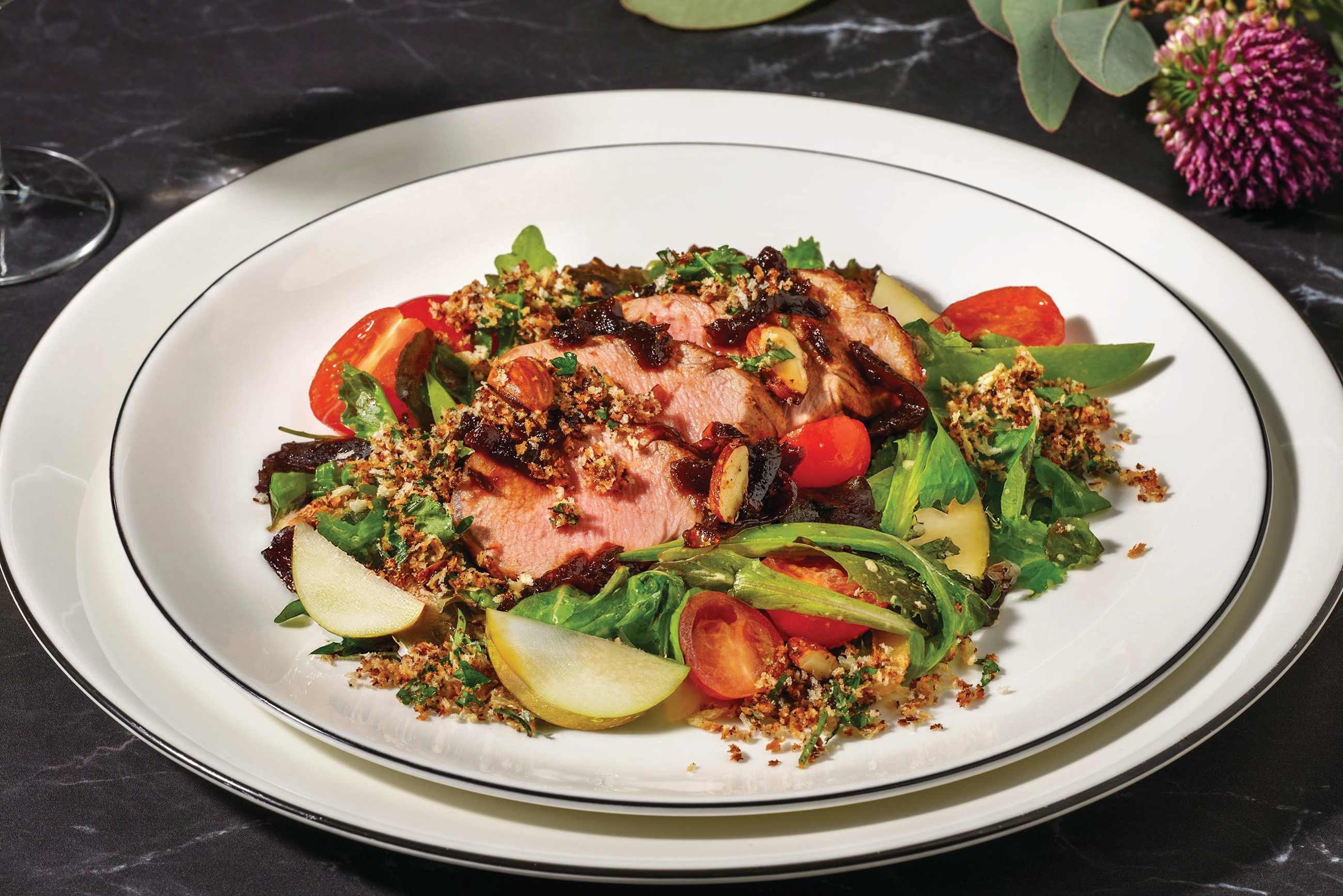 Smokey Pork Fillet & Garden Salad