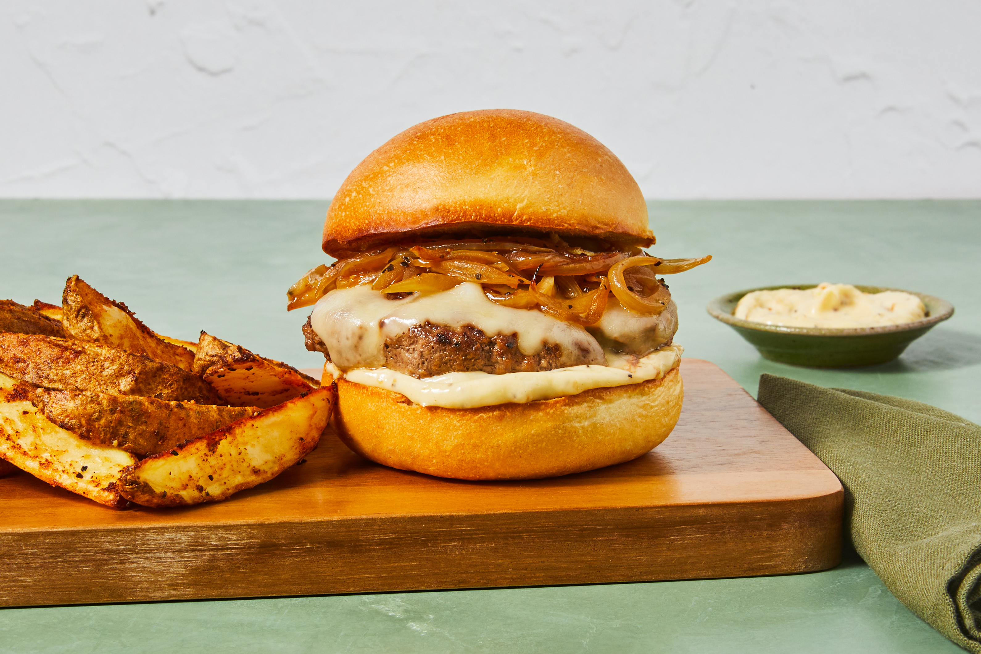 Caramelized Onion Swissburgers