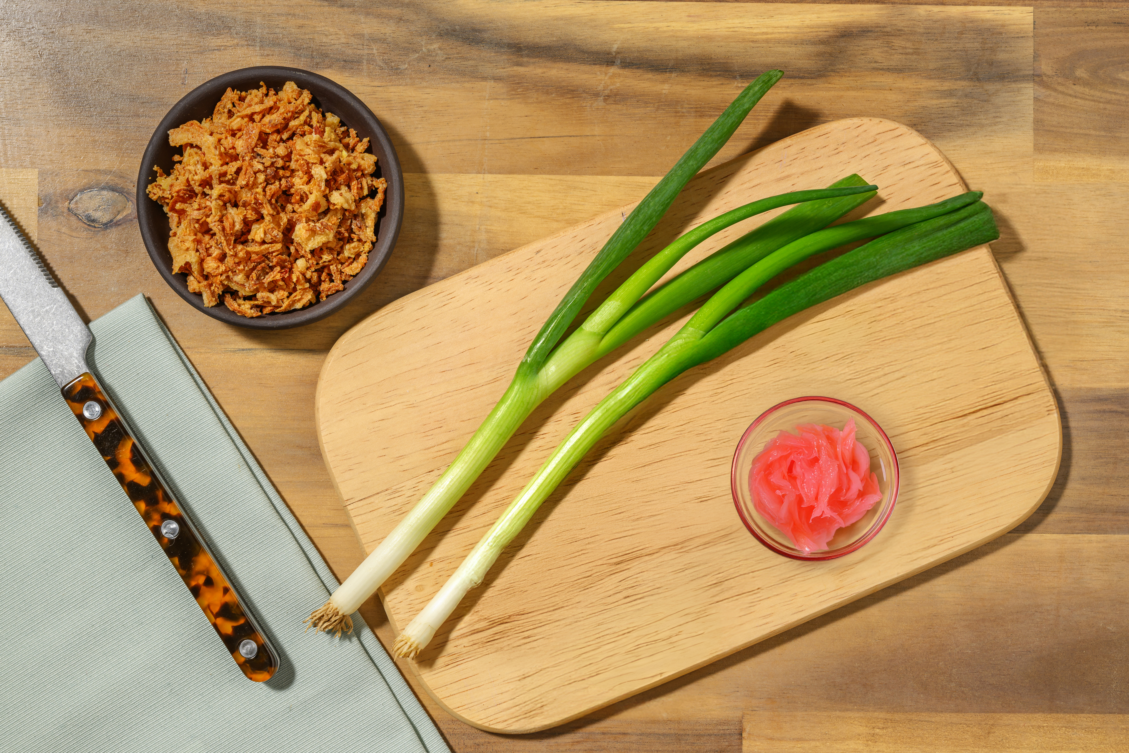 Spring Onion, Crispy Shallots & Pickled Ginger