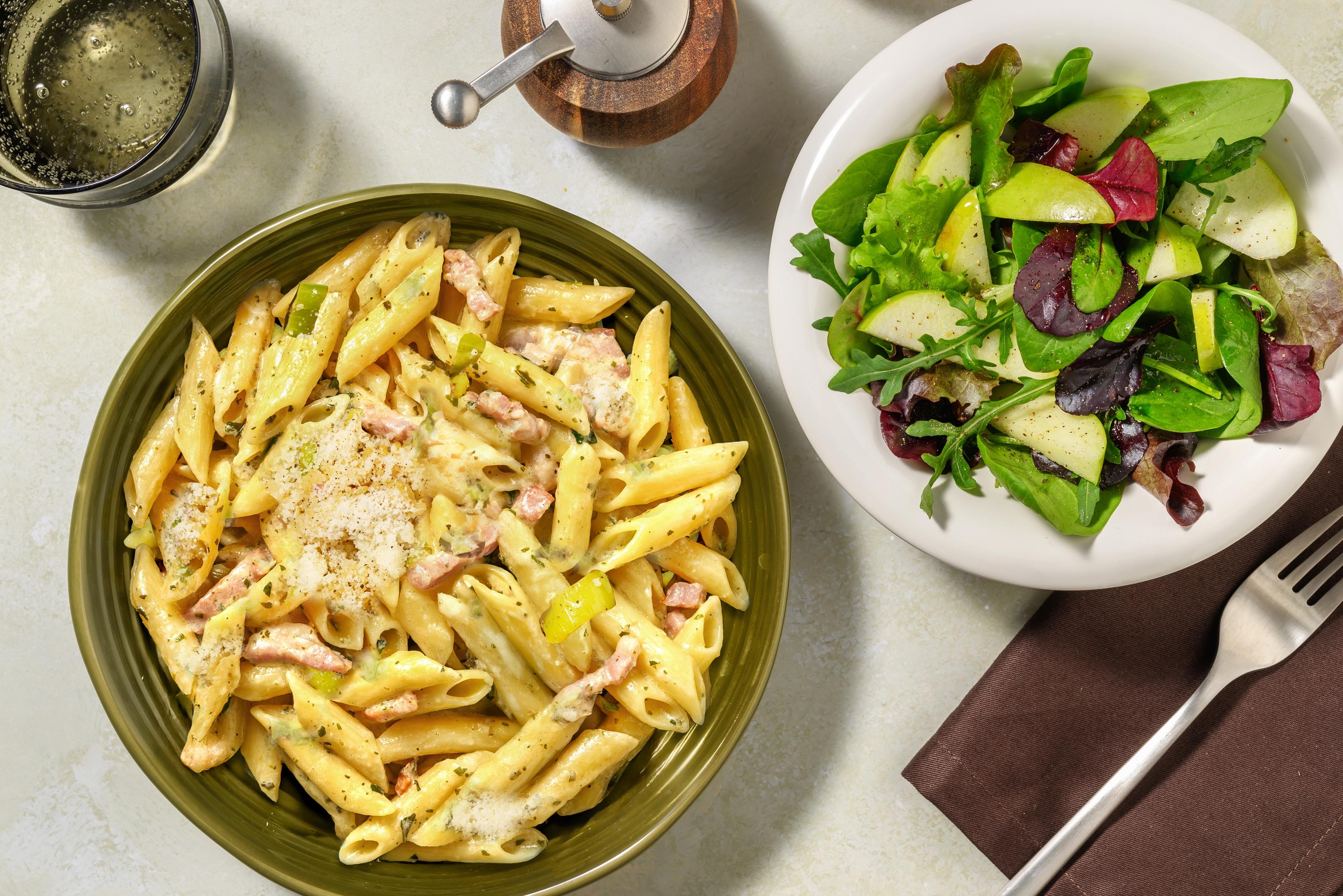 Creamy Chicken & Bacon Pesto Pasta