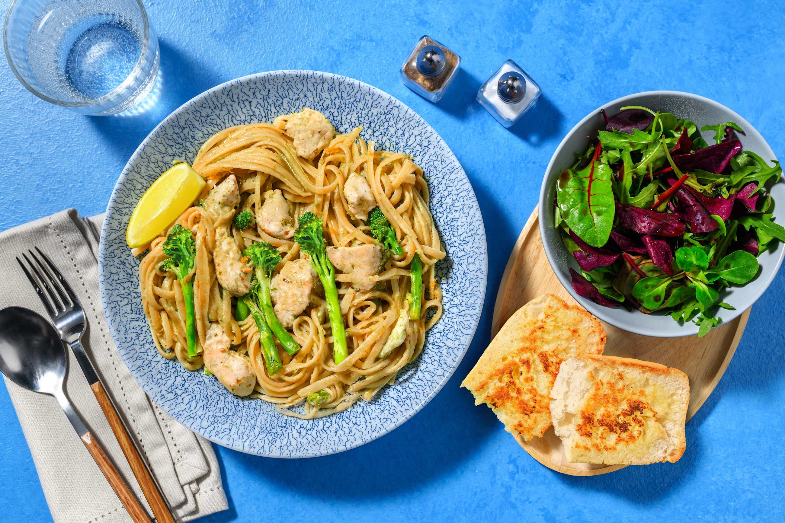 Chicken & Pesto Fettuccine Alla Genovese