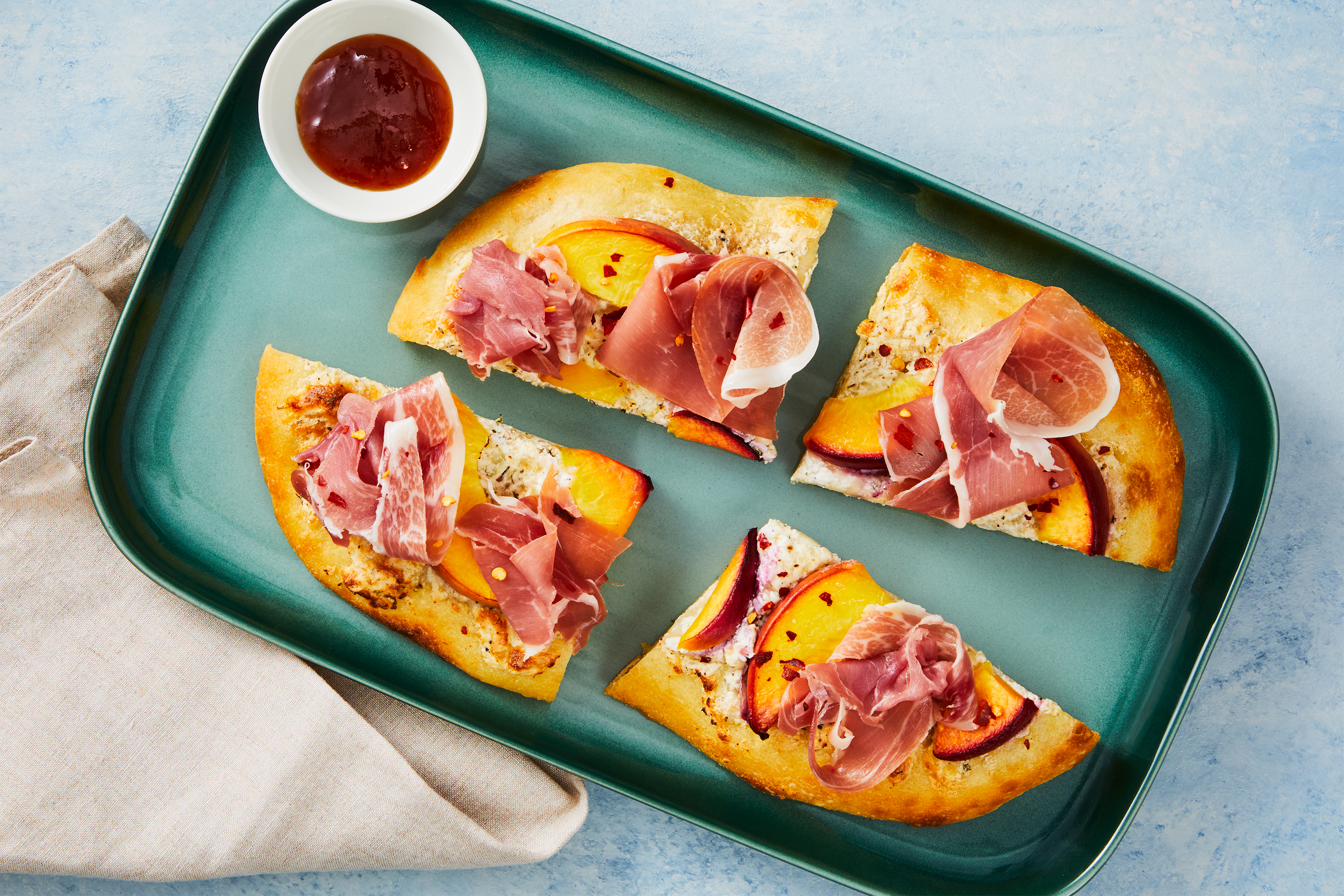 Spicy Peach & Prosciutto Pizza Bianca