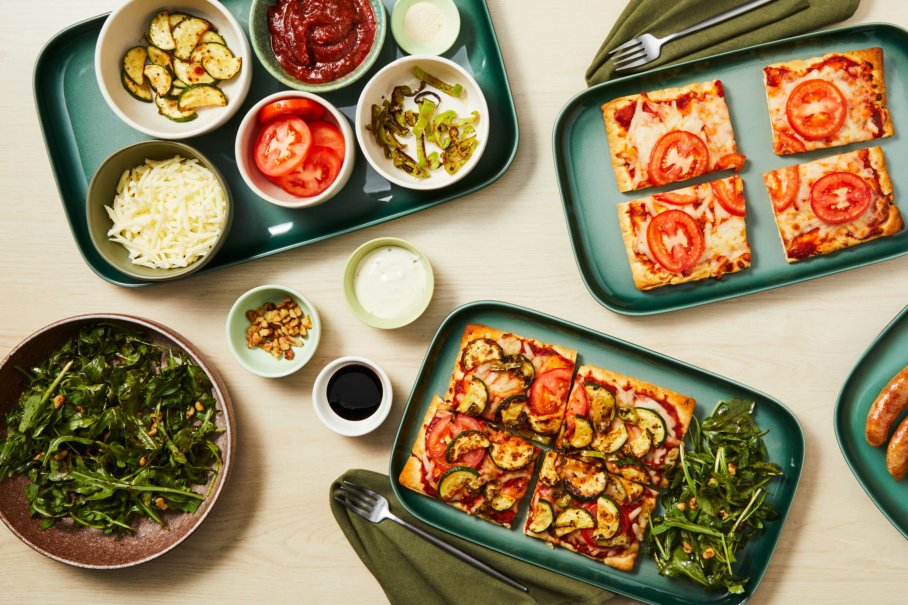 Veggie & Chicken Sausage Pizza Bar