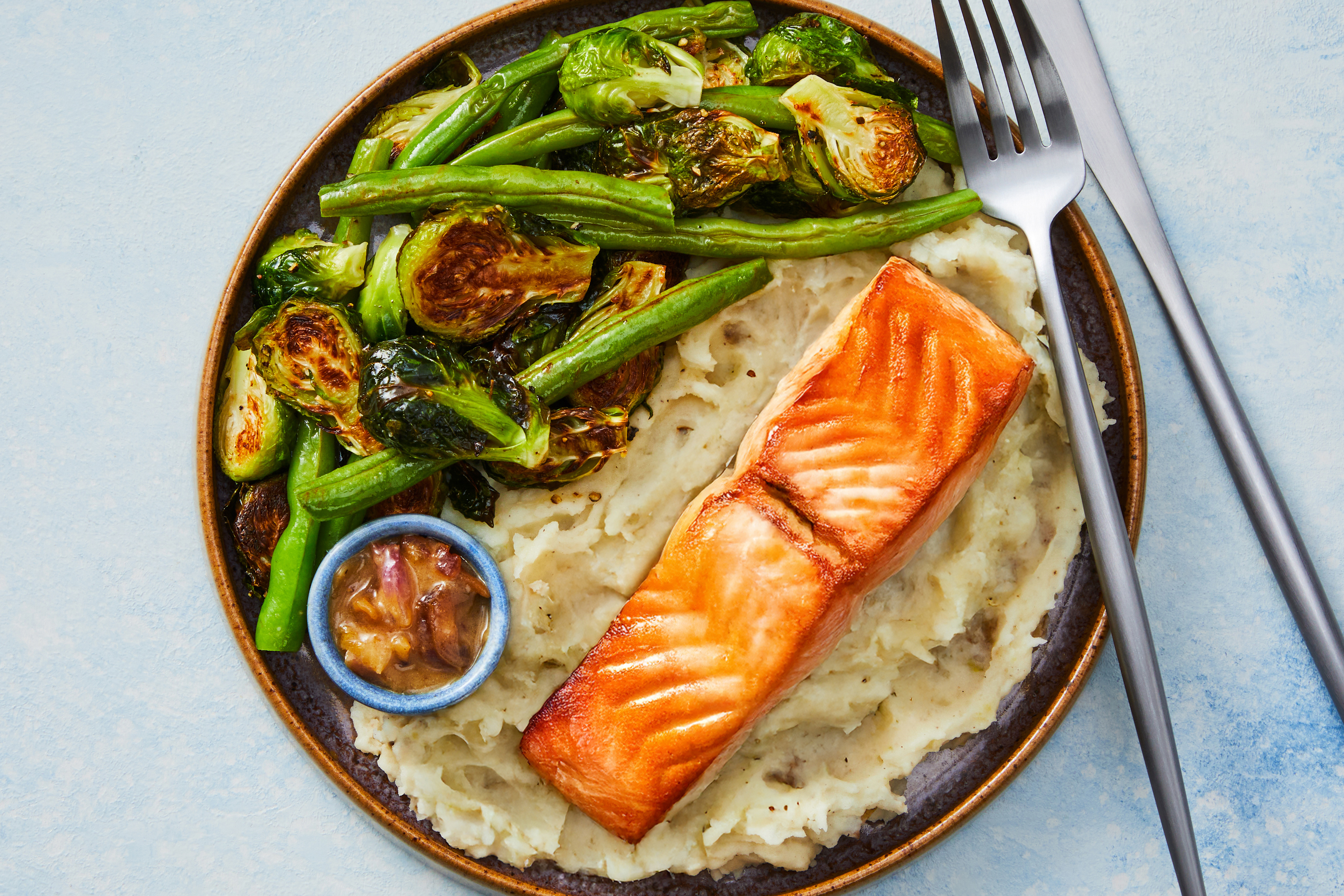 Caramelized Shallot & Sweet Date Salmon