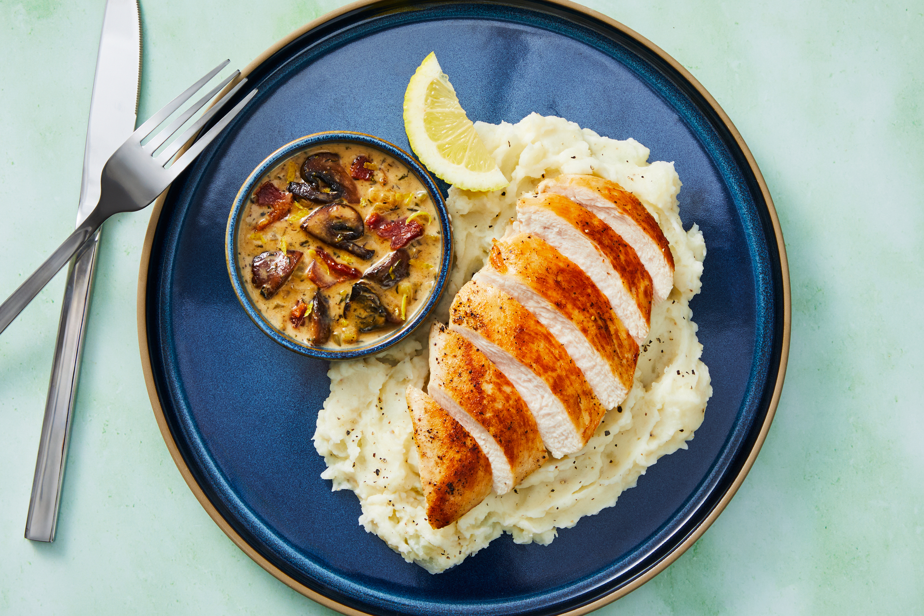 Chicken & Creamy Mushroom-Bacon Sauce