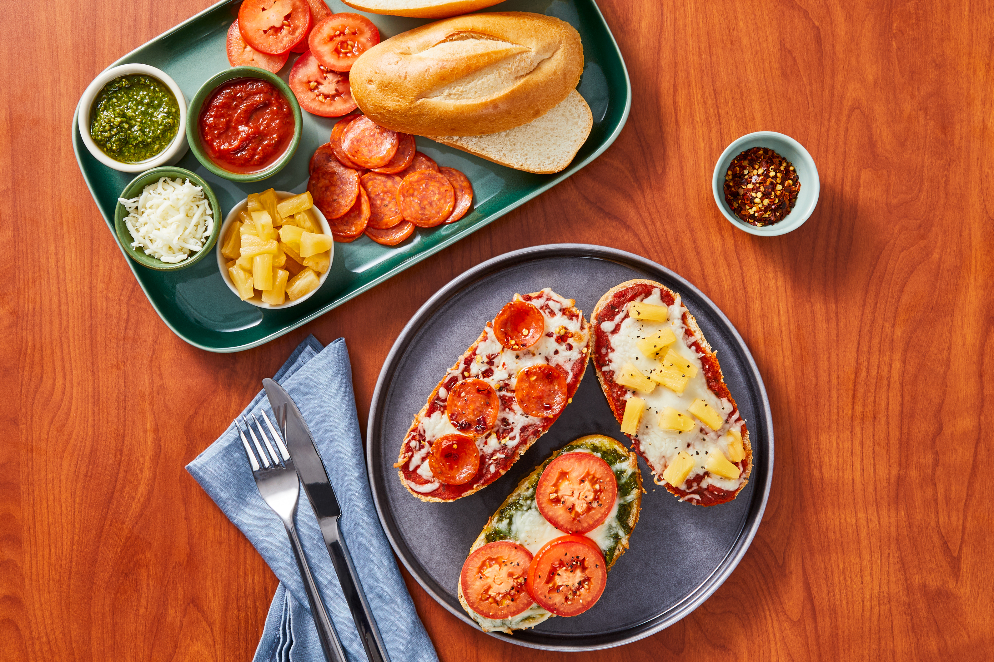 French Bread Pepperoni Pizza Bar