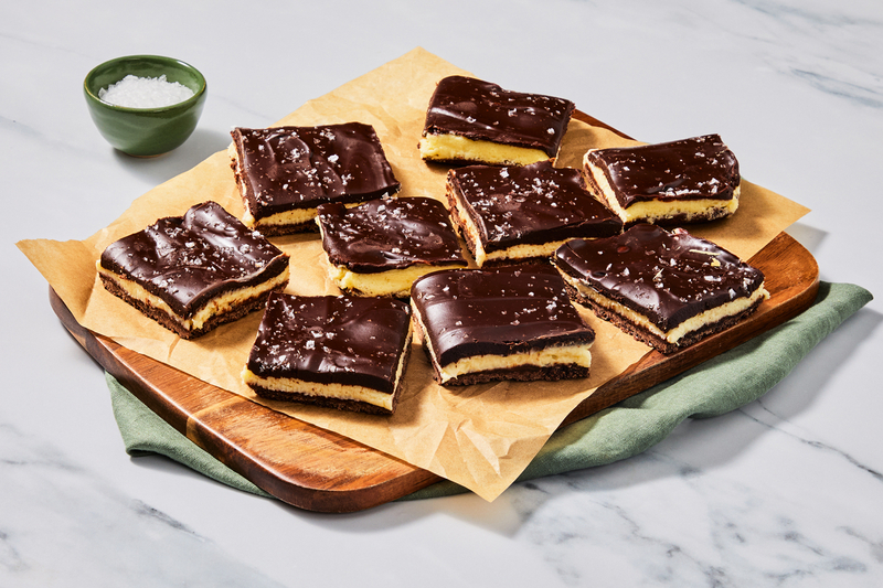 Creamy Frozen Cheesecake Bars