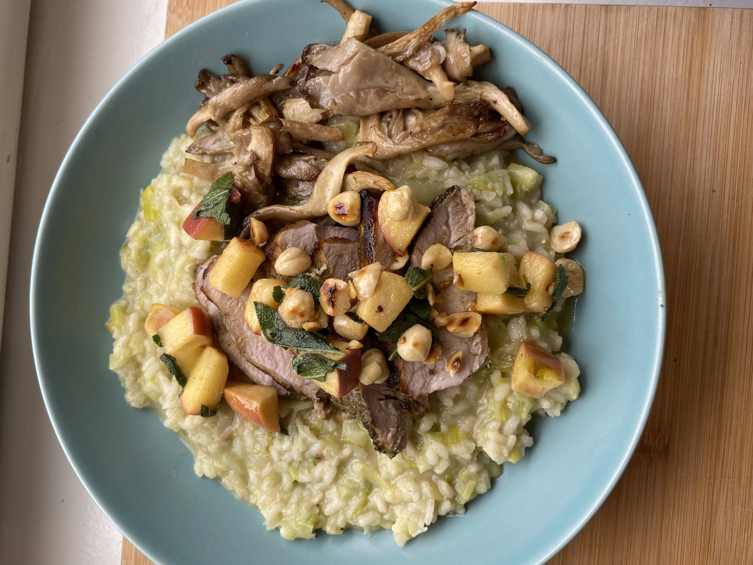 Pork tenderloin with sage and hazelnut sauce