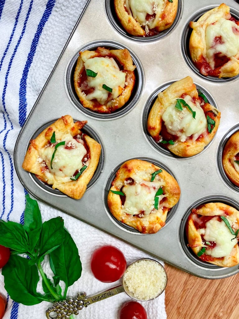 Cheesy Marinara Meatball Cups