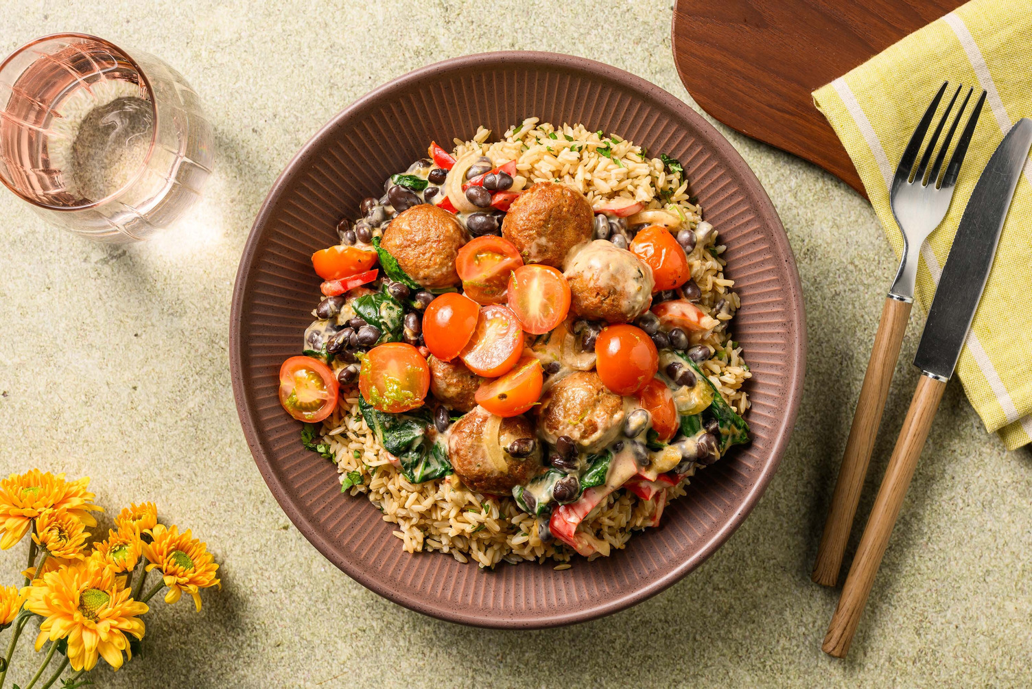 Zwartebonenstoof met geurige rijst