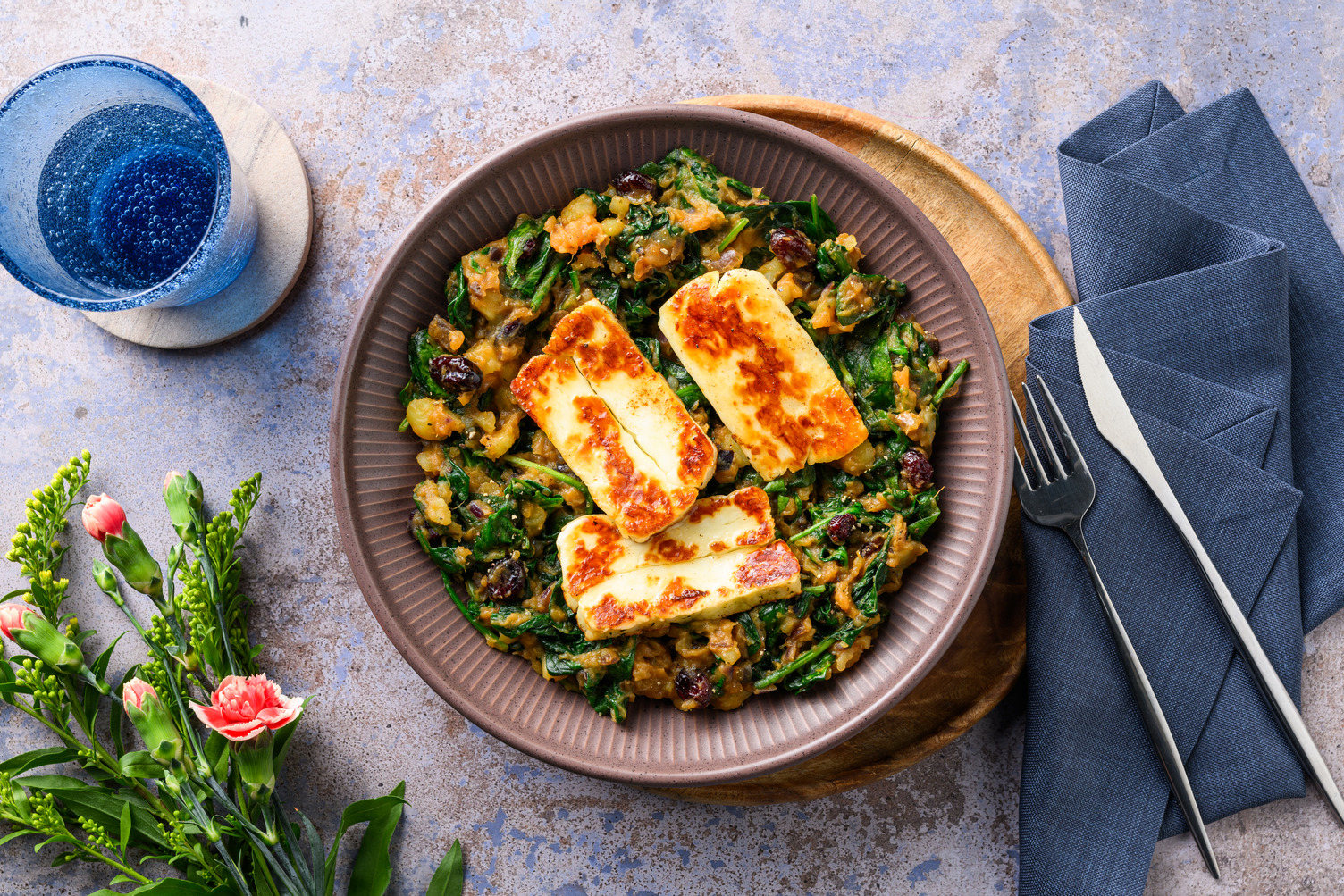 Zoete-aardappelstamppot met halloumi