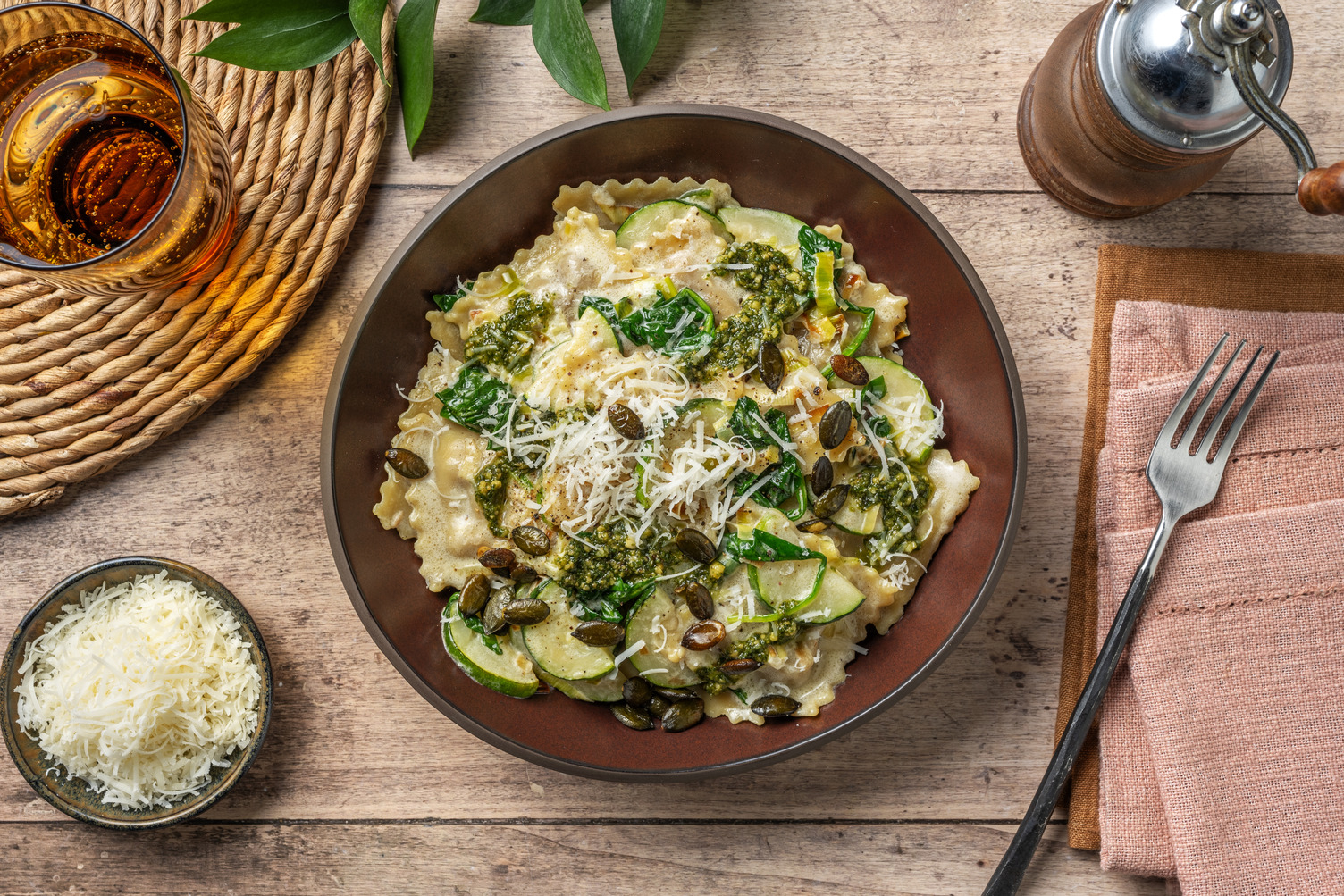 Ravioli met courgette en spinazie in romige mascarponesaus