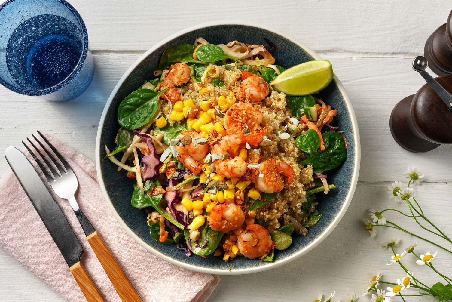 Quinoabowl met kokosgarnalen