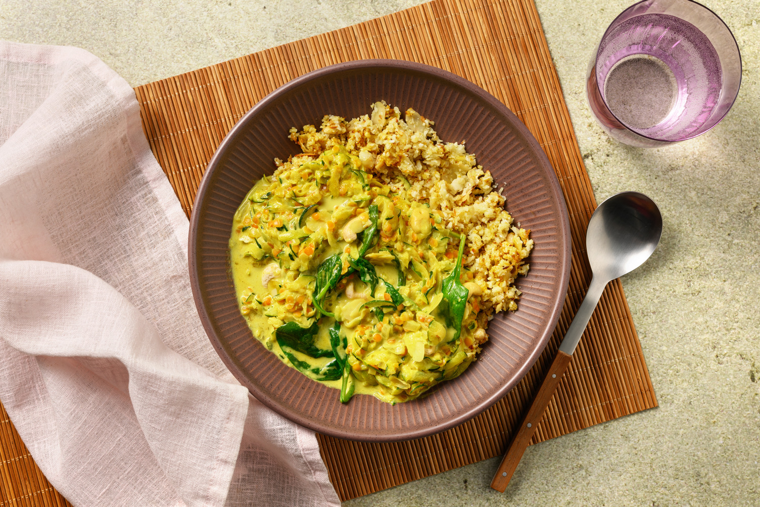 Dahl palak met bloemkoolrijst