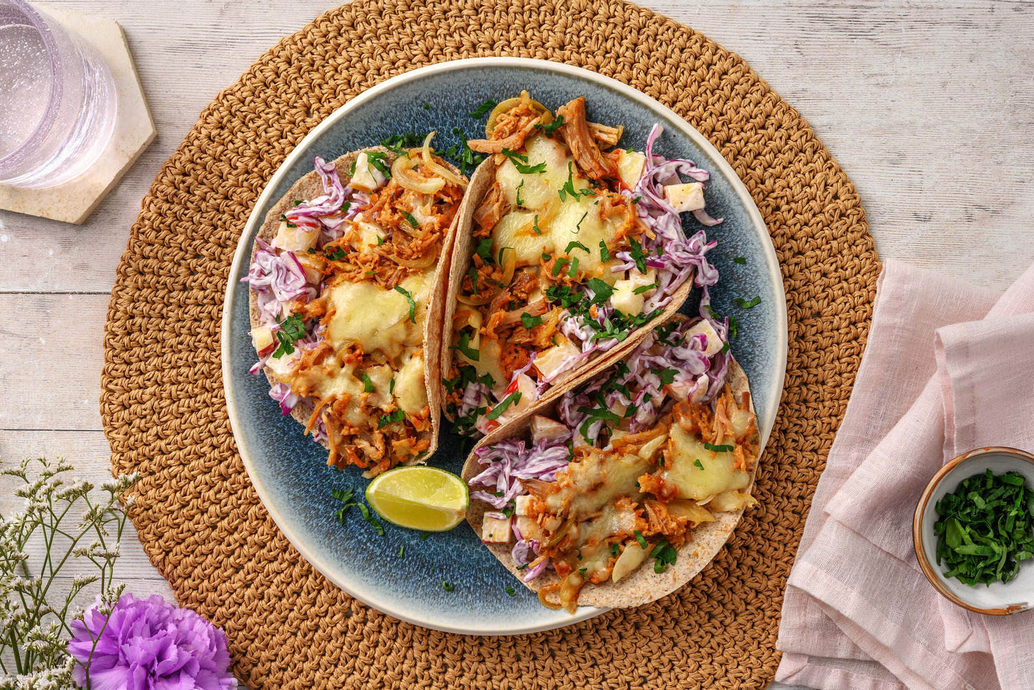 Cheesy pulled chicken wraps